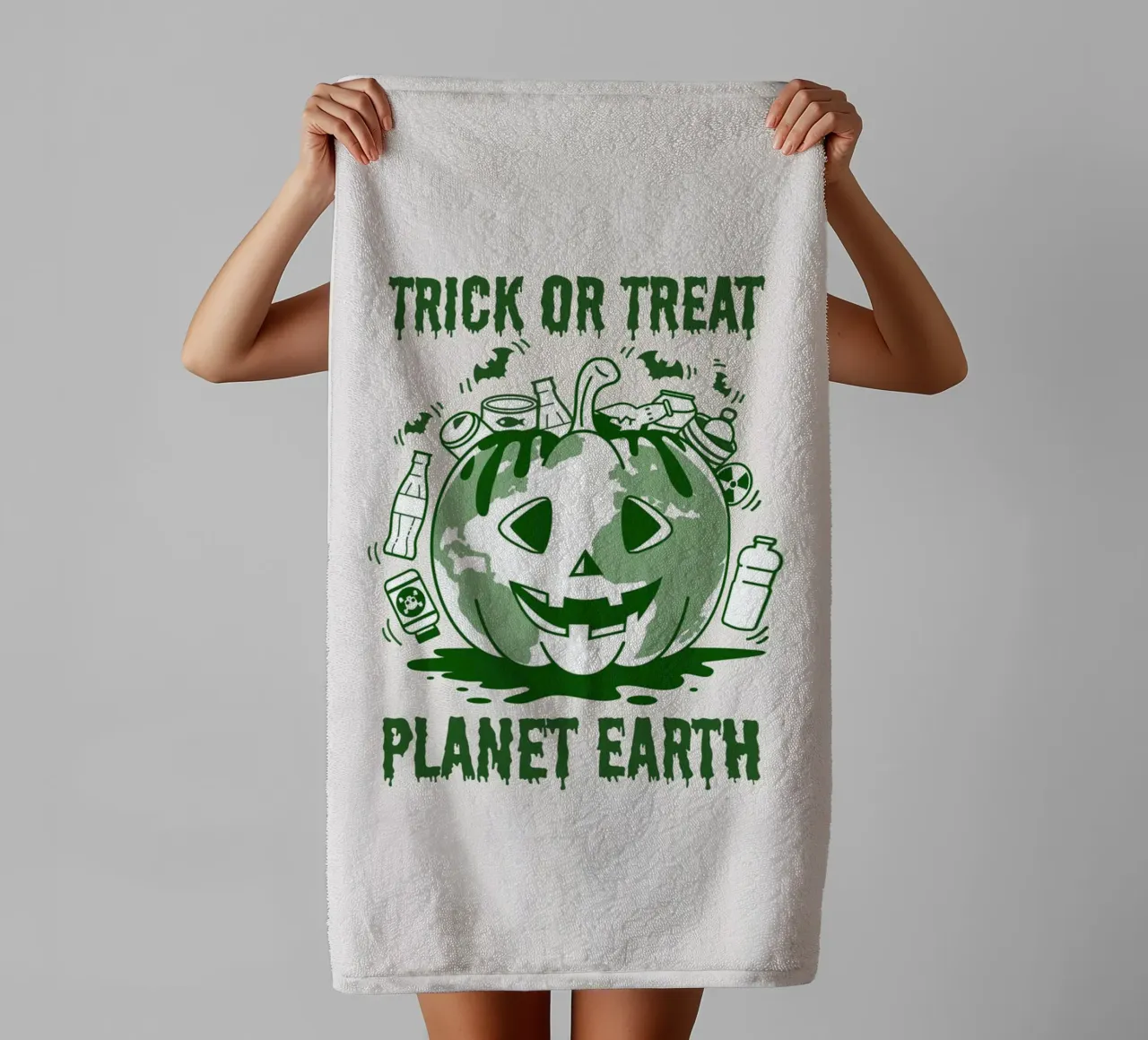 Süßes oder Saures - Planet Erde Handtuch von cafelab