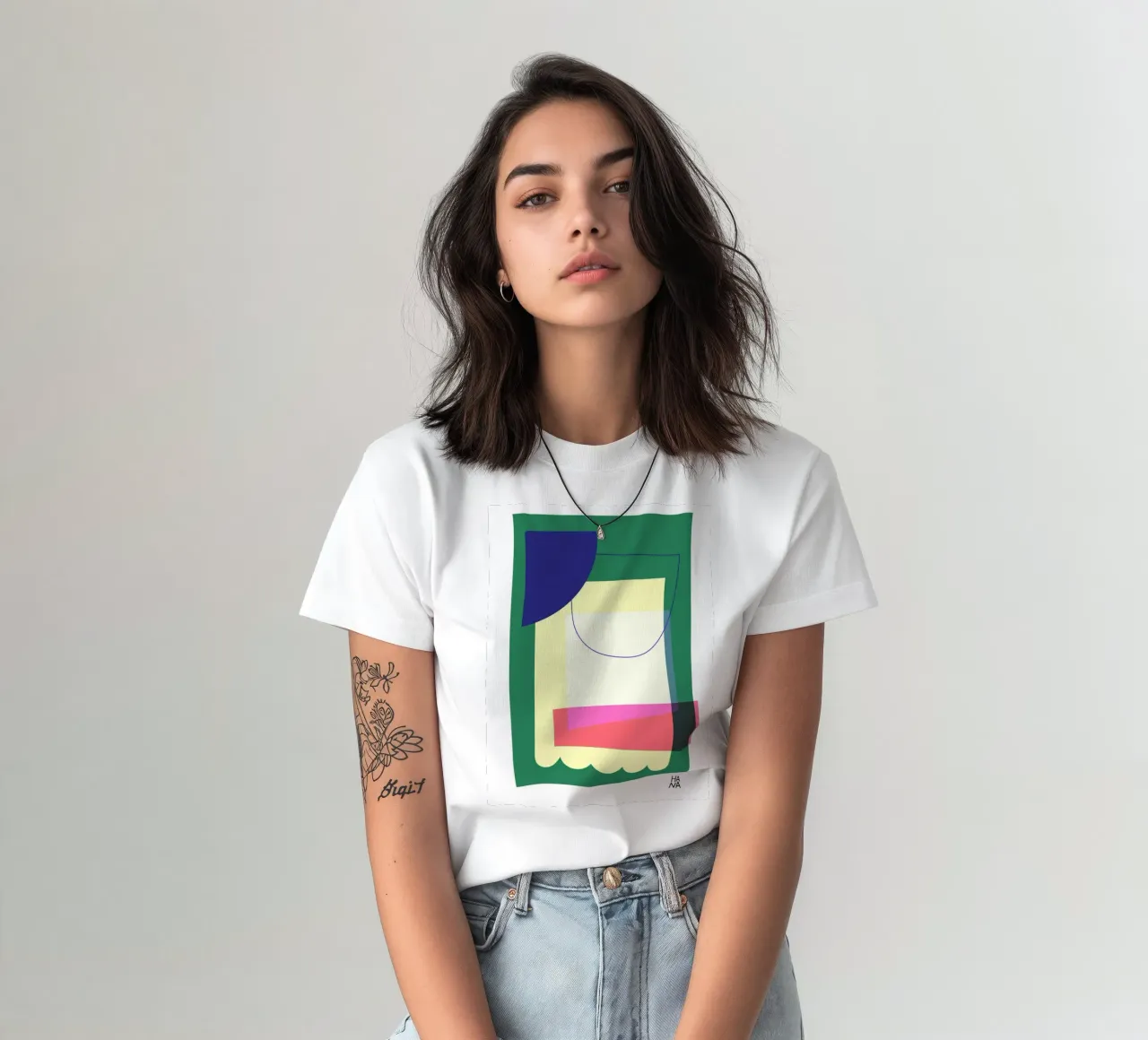 Collage No 06 t-shirt da Studio ROSAGRAU