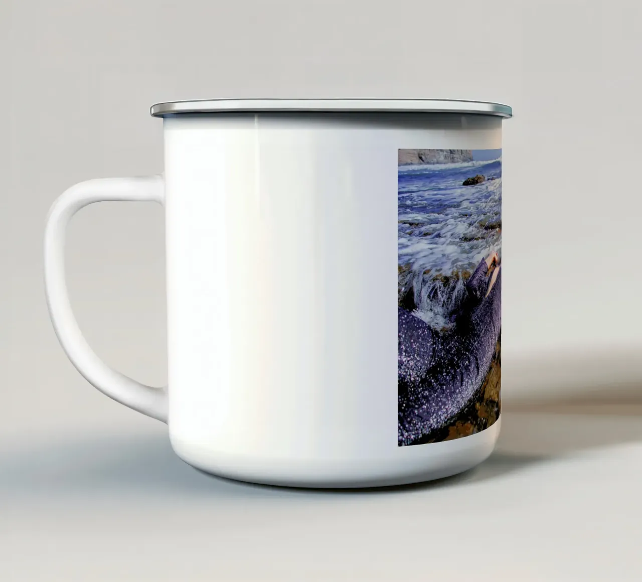Tide Pools taza de esmalte de Aysha Banos