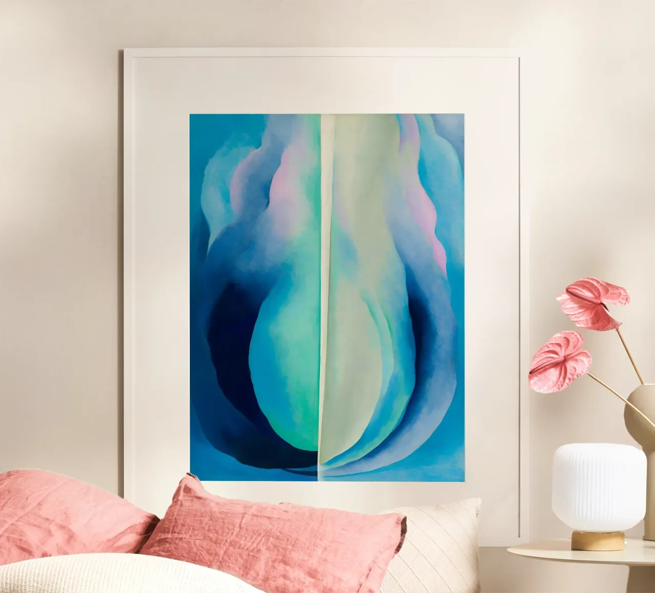Georgia O'Keeffe - Astrazione blu poster con telaio in legno da Kinsley