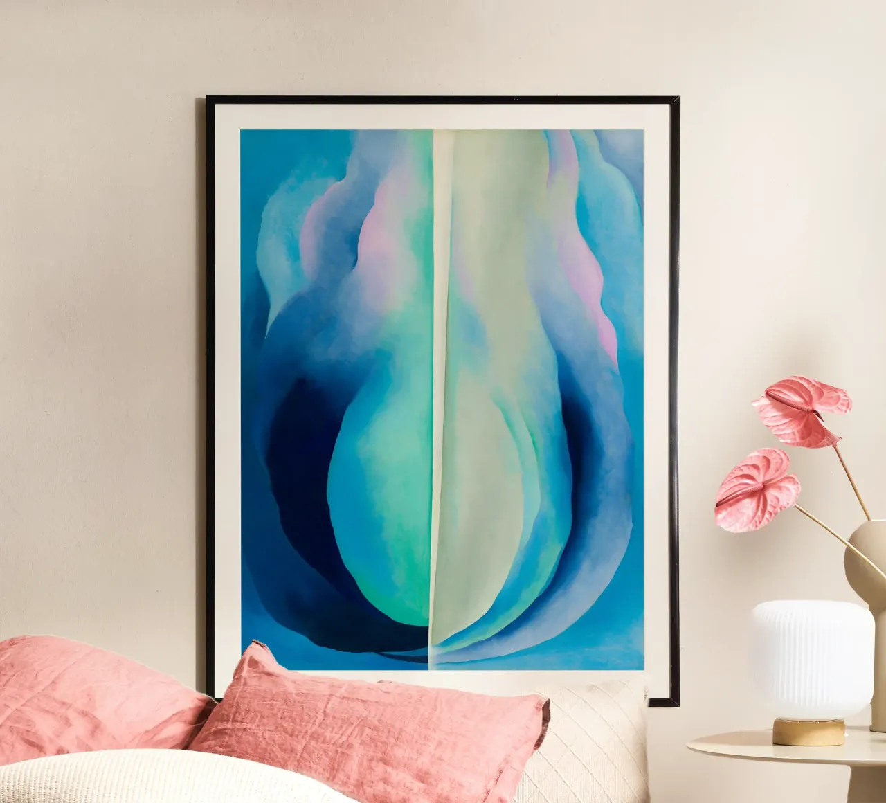 Georgia O'Keeffe - Astrazione blu poster con telaio in legno da Kinsley