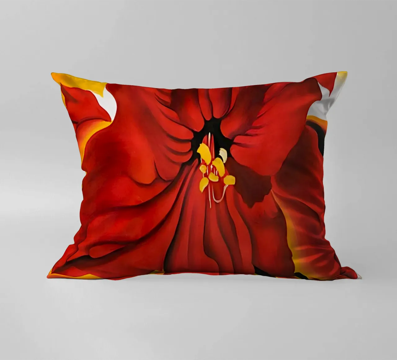 Georgia O'Keeffe - Amaryllis rosso cuscino da Kinsley