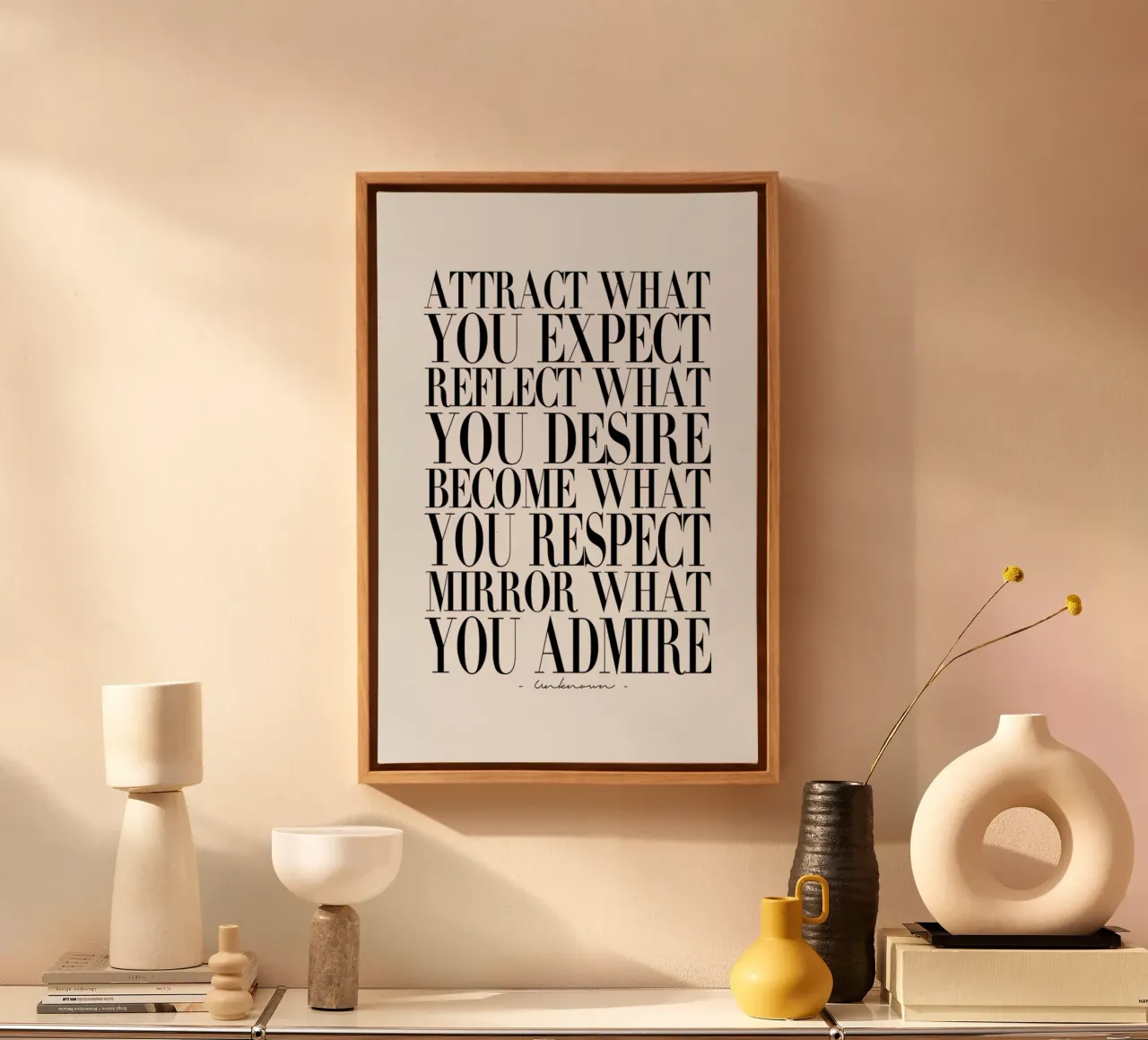 Attract What You tela da Honeymoon Hotel