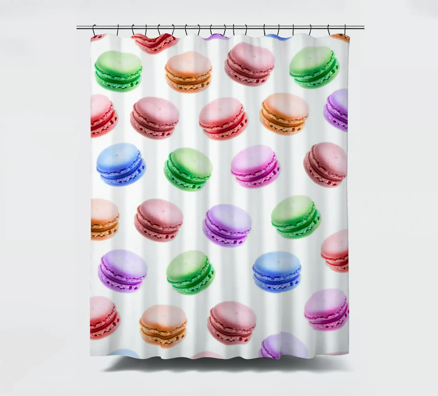 Macarons Duschvorhang von Happypatterns