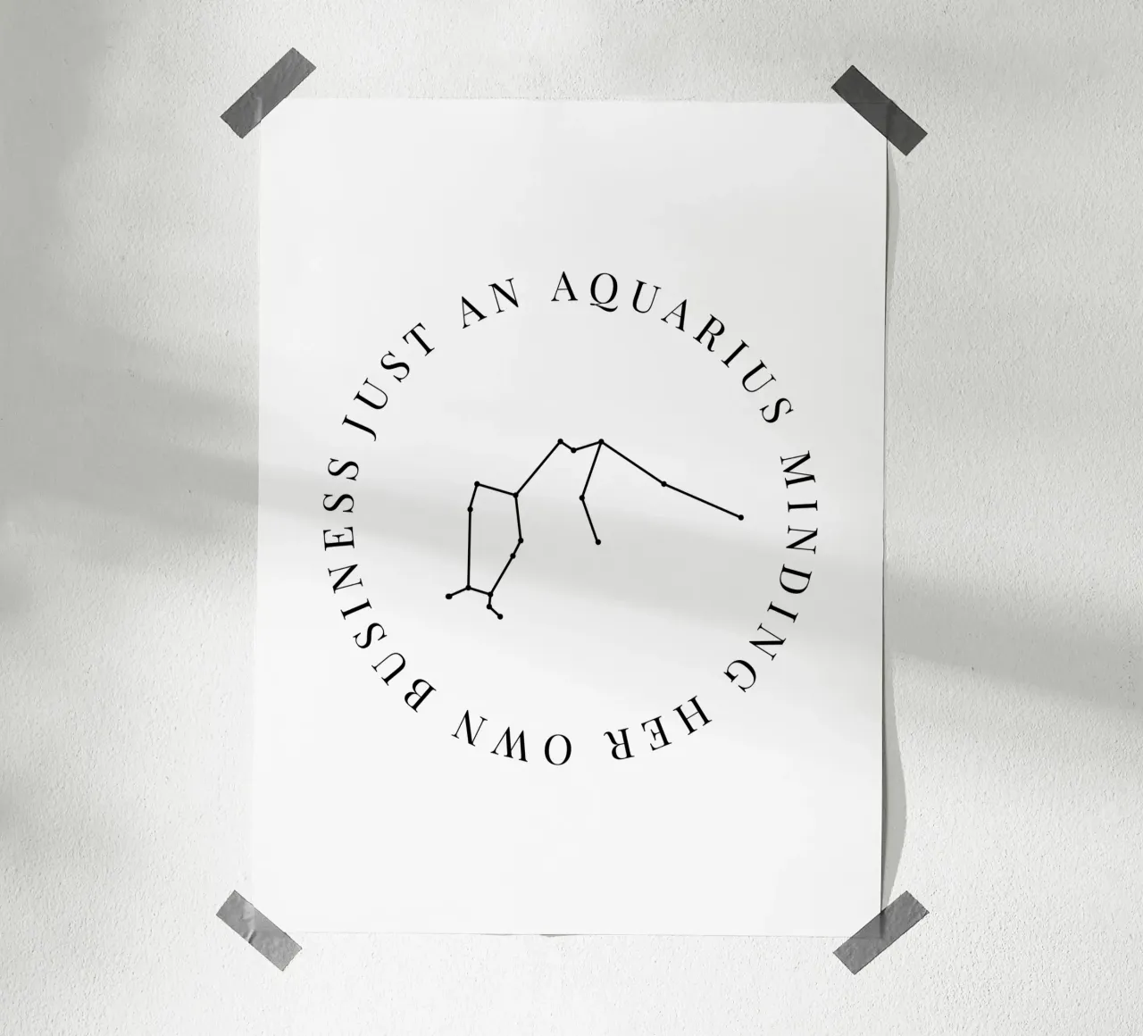 Gewoon een 'dierenriemteken' dat zich met haar eigen zaken bemoeit poster met aluminium frame van just another art shop