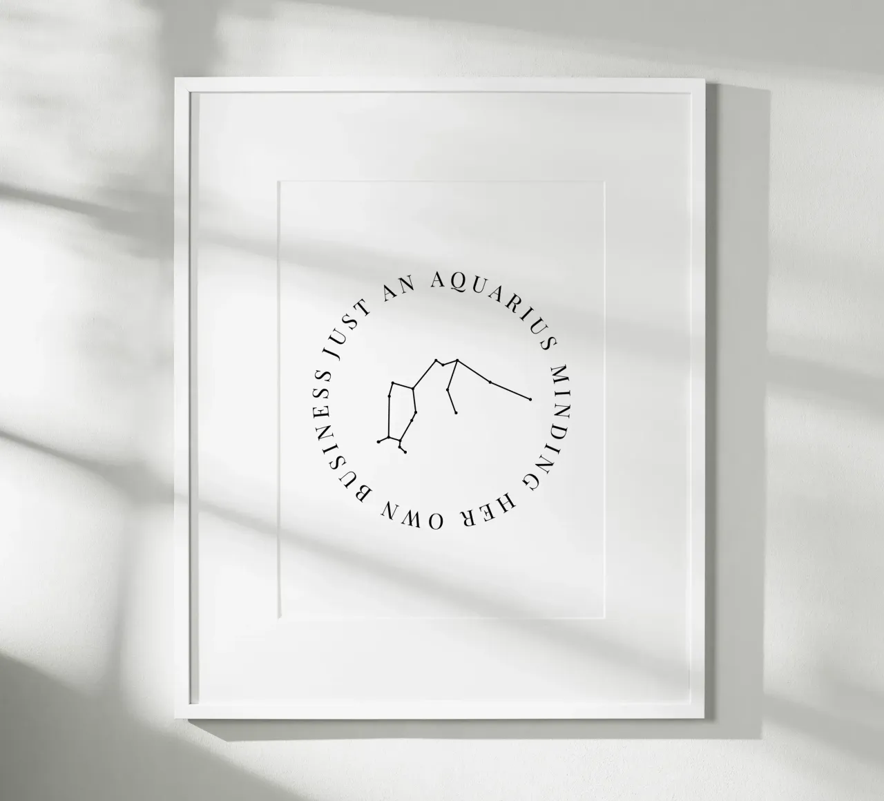 Gewoon een 'dierenriemteken' dat zich met haar eigen zaken bemoeit poster met aluminium frame van just another art shop