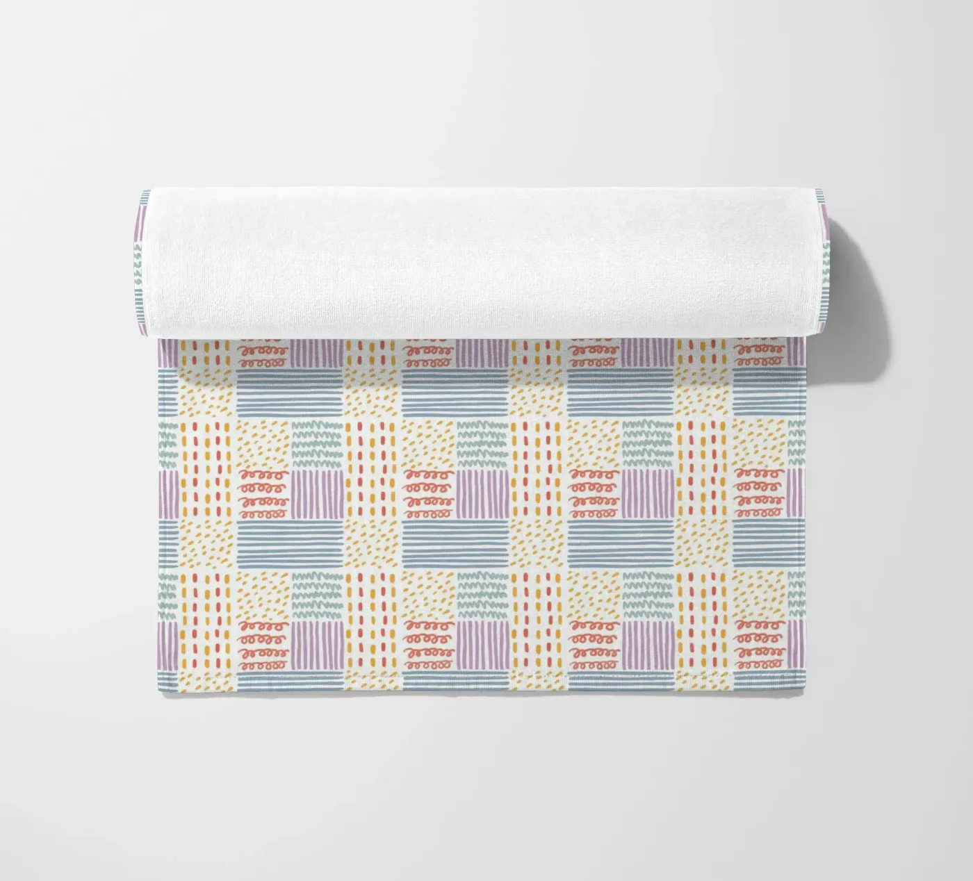 Doodle pattern strandhanddoek van Happypatterns