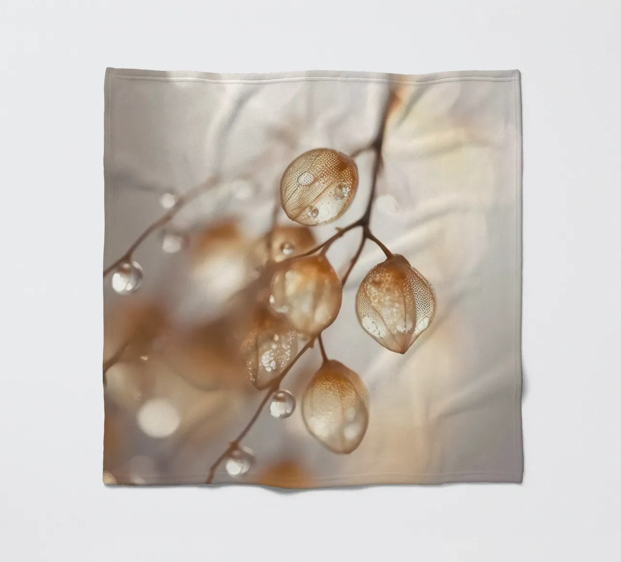 Drops On Leaf No 3 coperta in pile da treechild