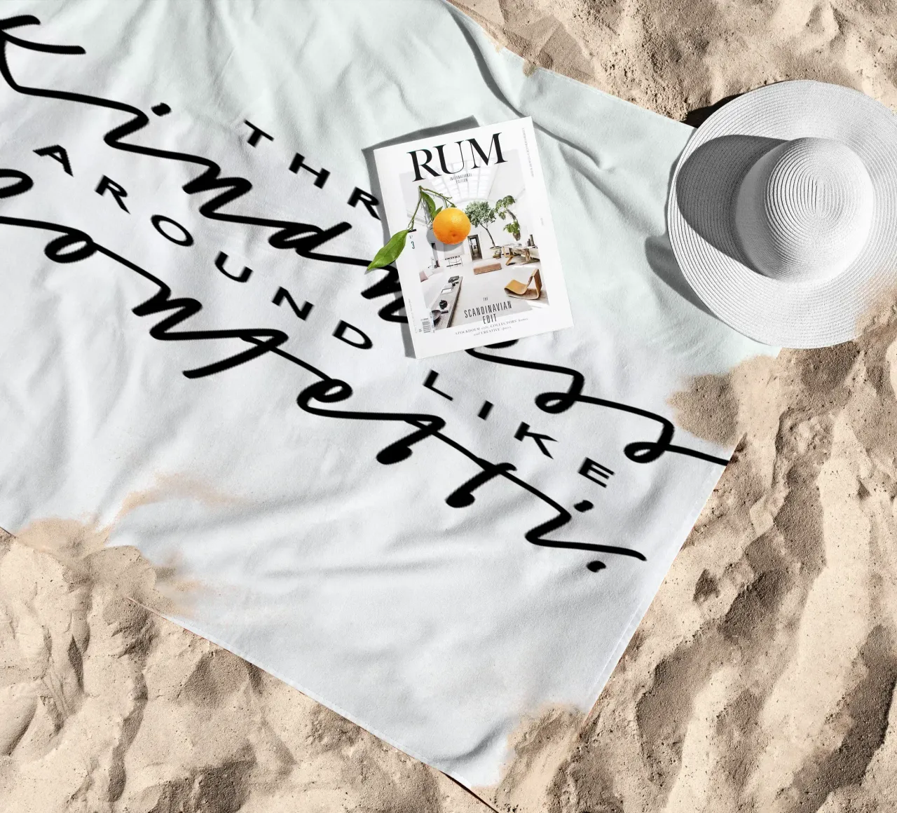 Throw Kindness Around telo mare da Honeymoon Hotel