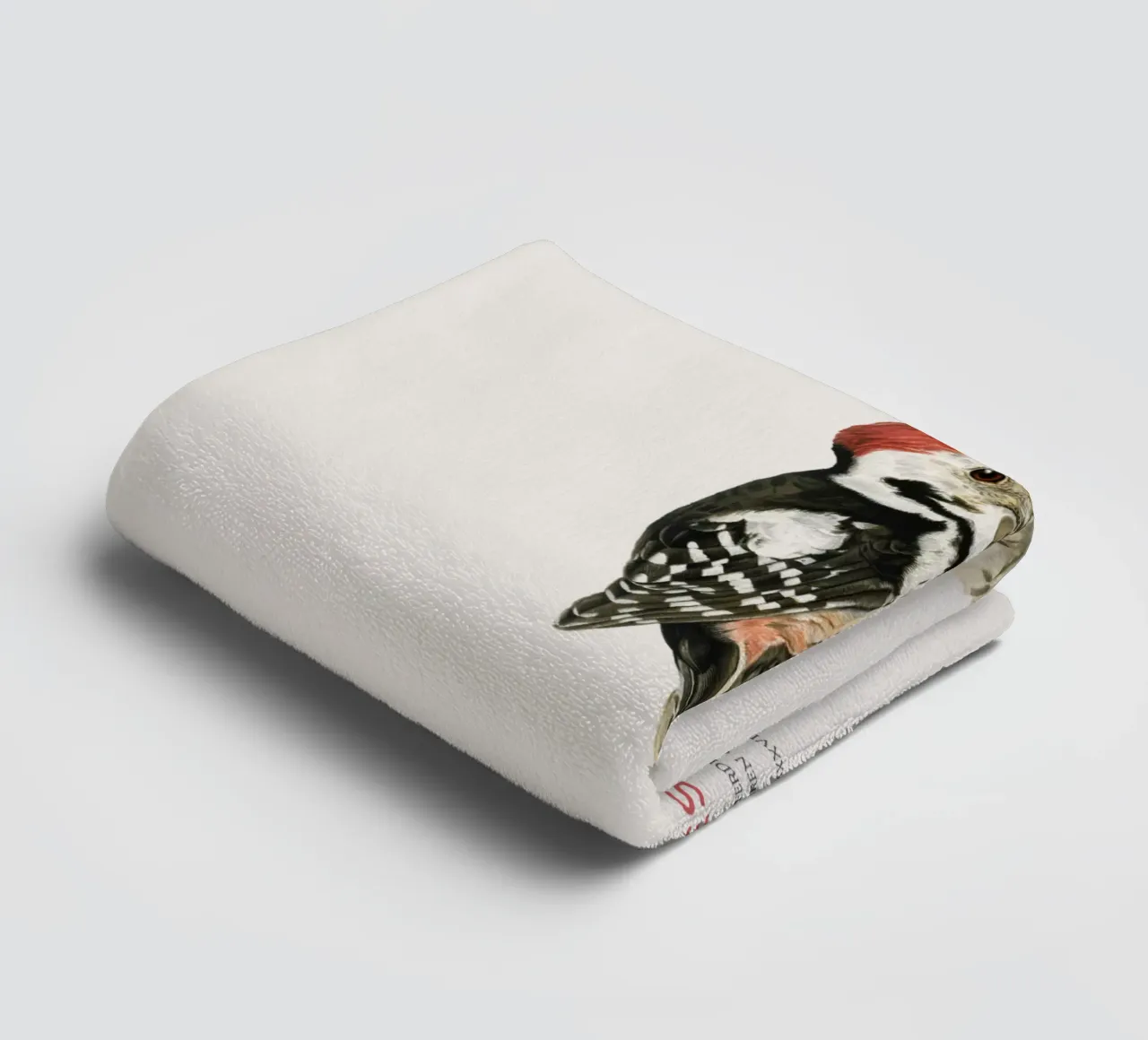 Mittelspecht oder Dryobates medius Handtuch von Vintagrafica