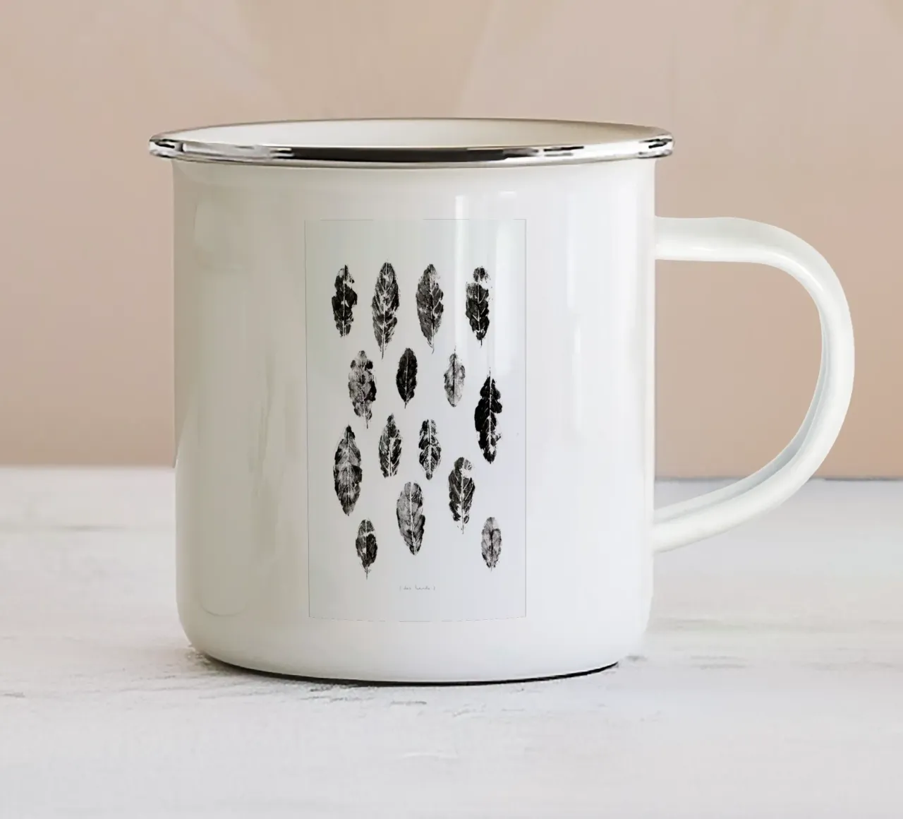 Das Laub tazza in smalto da Marina Guiu