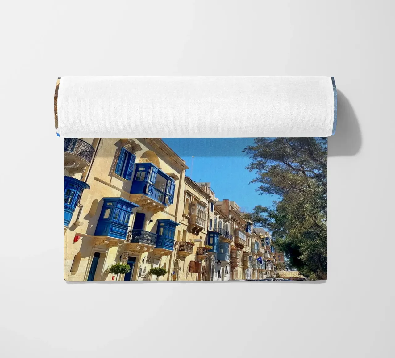 balcony in valletta telo mare da Reiselust