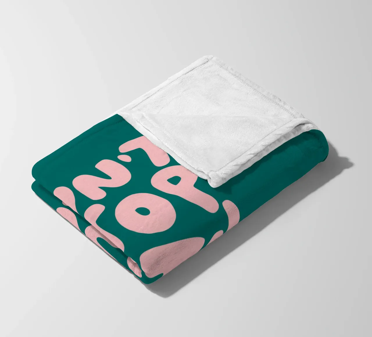 Don't Stop Until You're Proud Typografie Design in verde coperta in pile da THE MOTIVATED TYPE