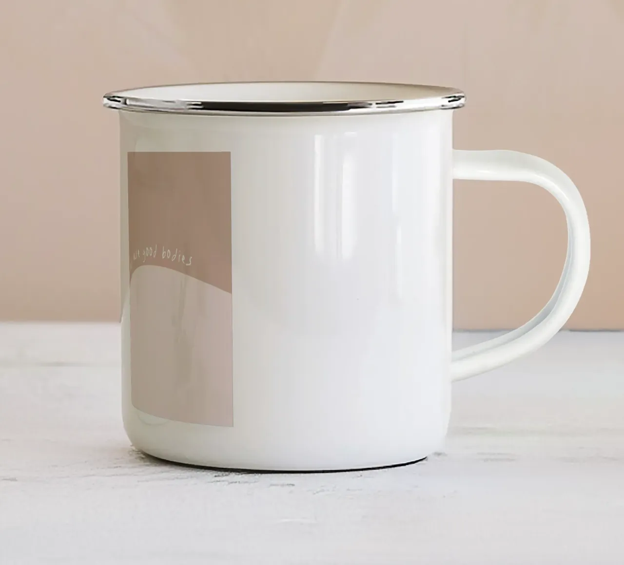 Body Positive tazza in smalto da STUDIO LEEMO