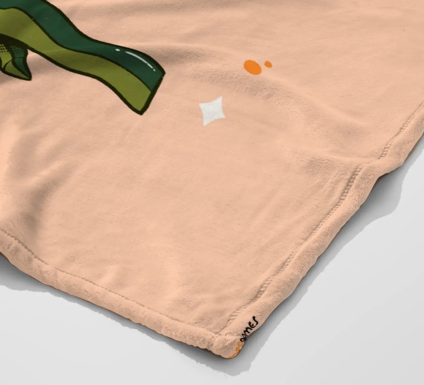 Flower E fleece blanket by Rafa Gomes