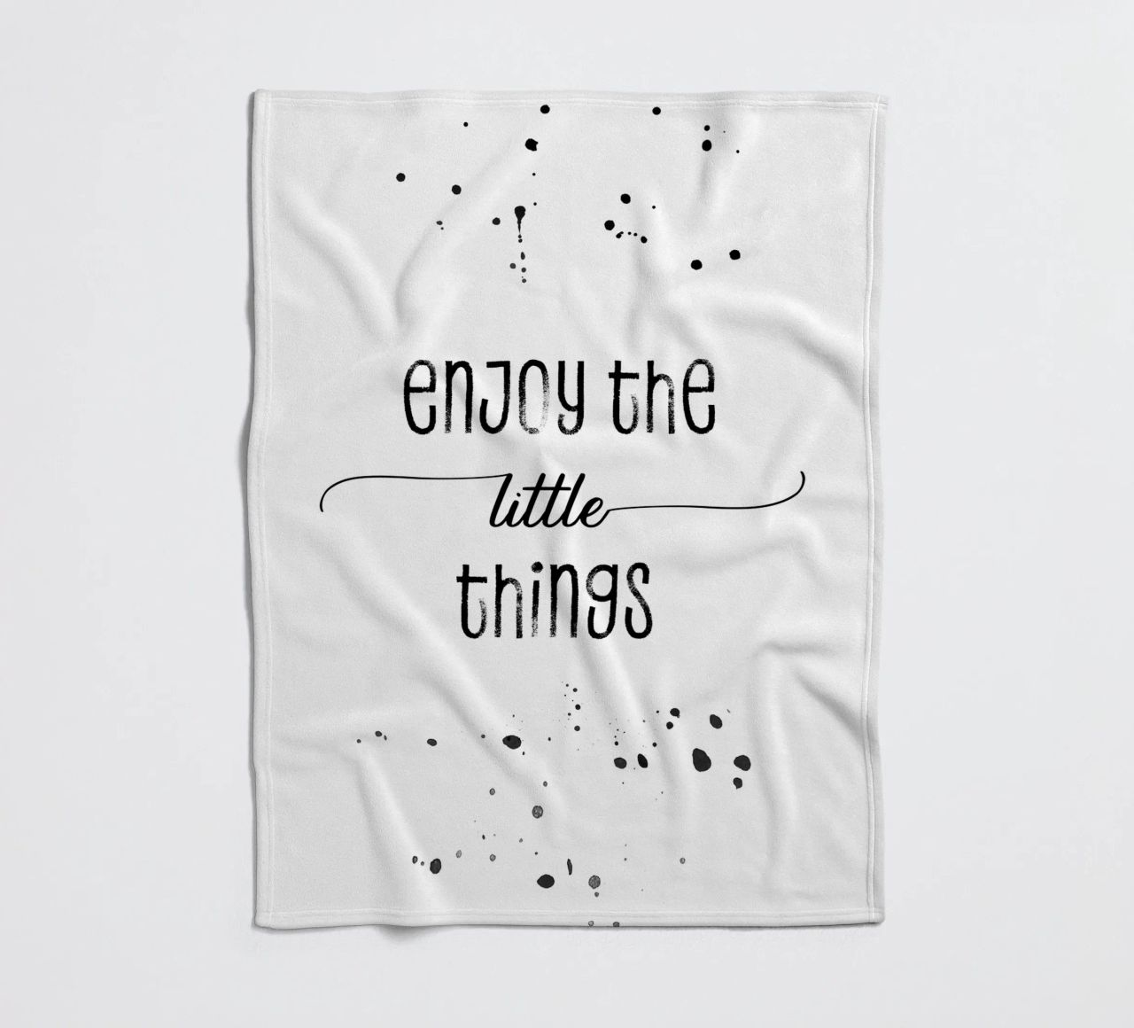TEXT ART Enjoy the little things coperta in pile da Melanie Viola