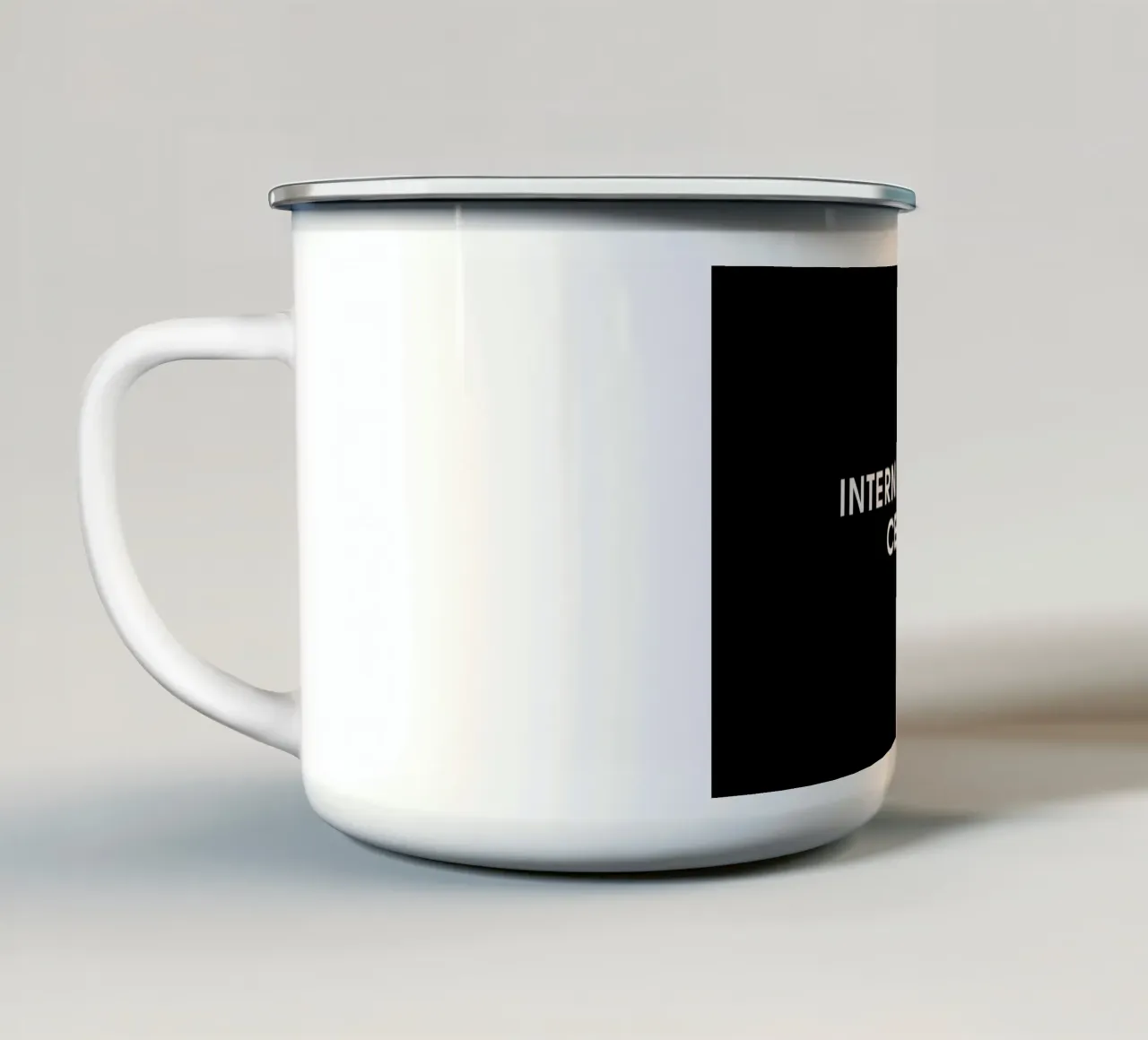 Internet est fou ce soir - Black tazza in smalto da Intertitres