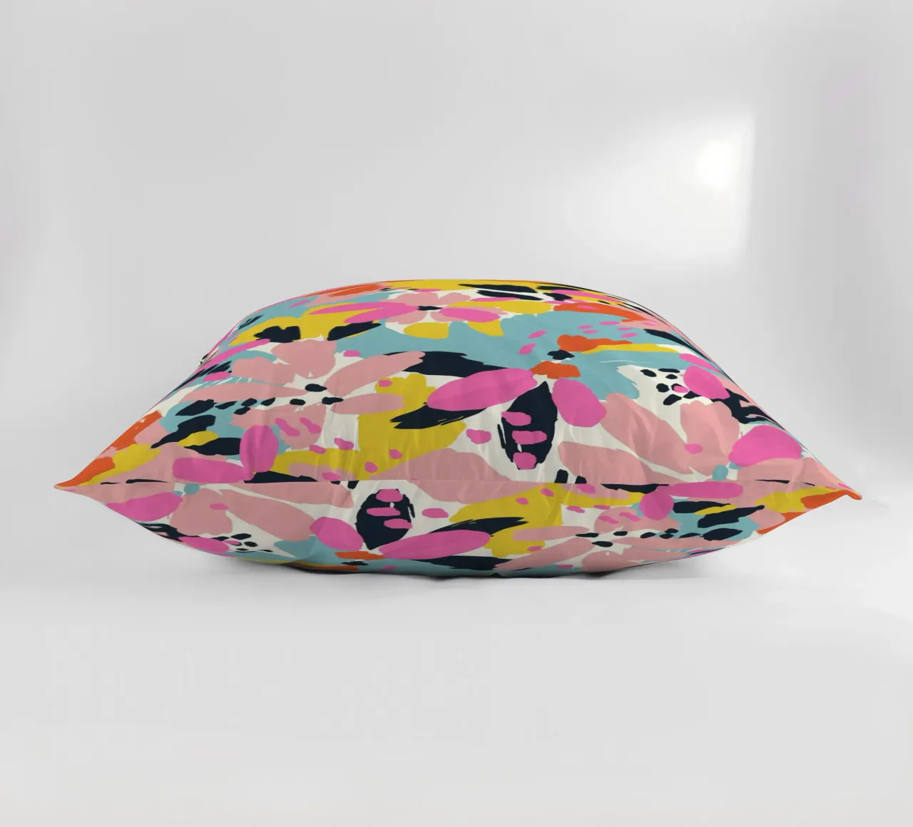Summer Flowers No 1 cuscino da treechild