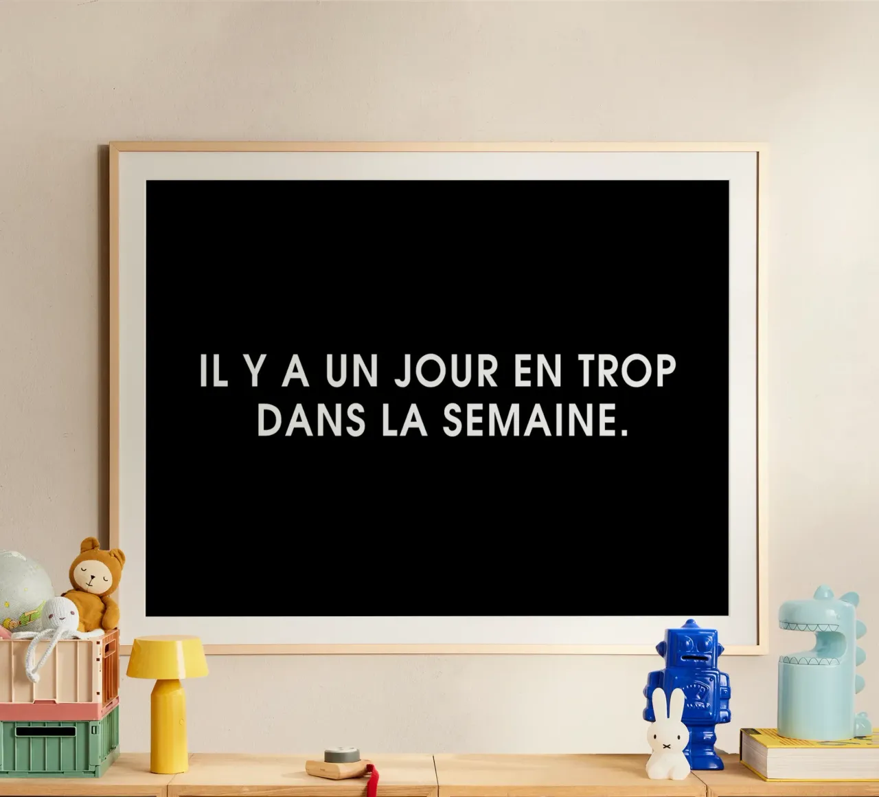Il y a un jour en trop dans la semaine - Black poster con telaio in alluminio da Intertitres