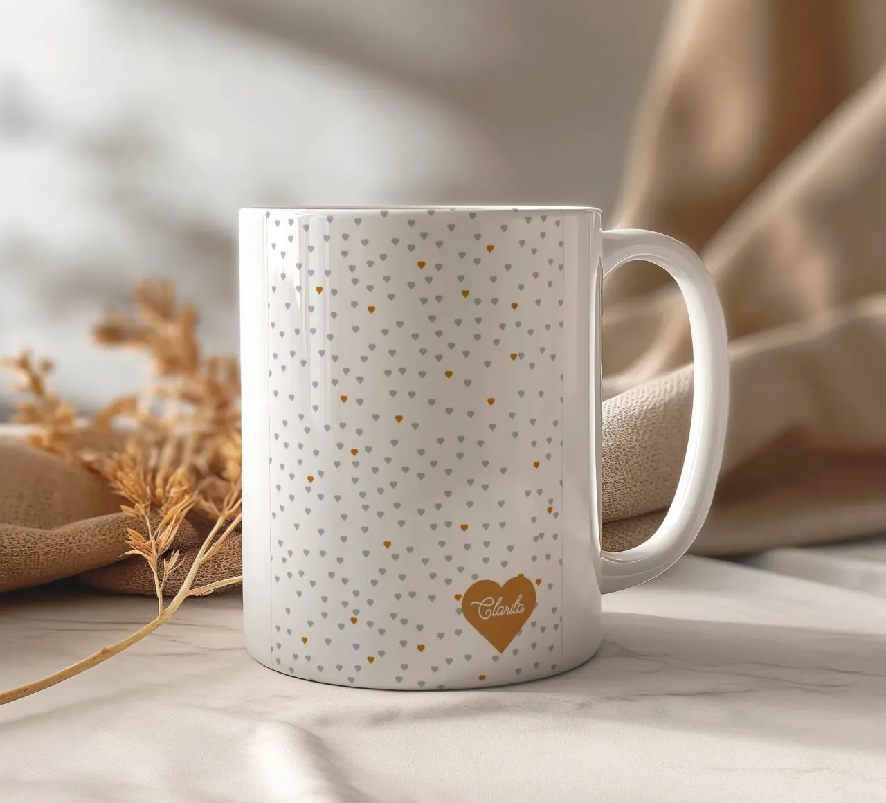 Herzchen allover tazza in ceramica da Ohkimiko