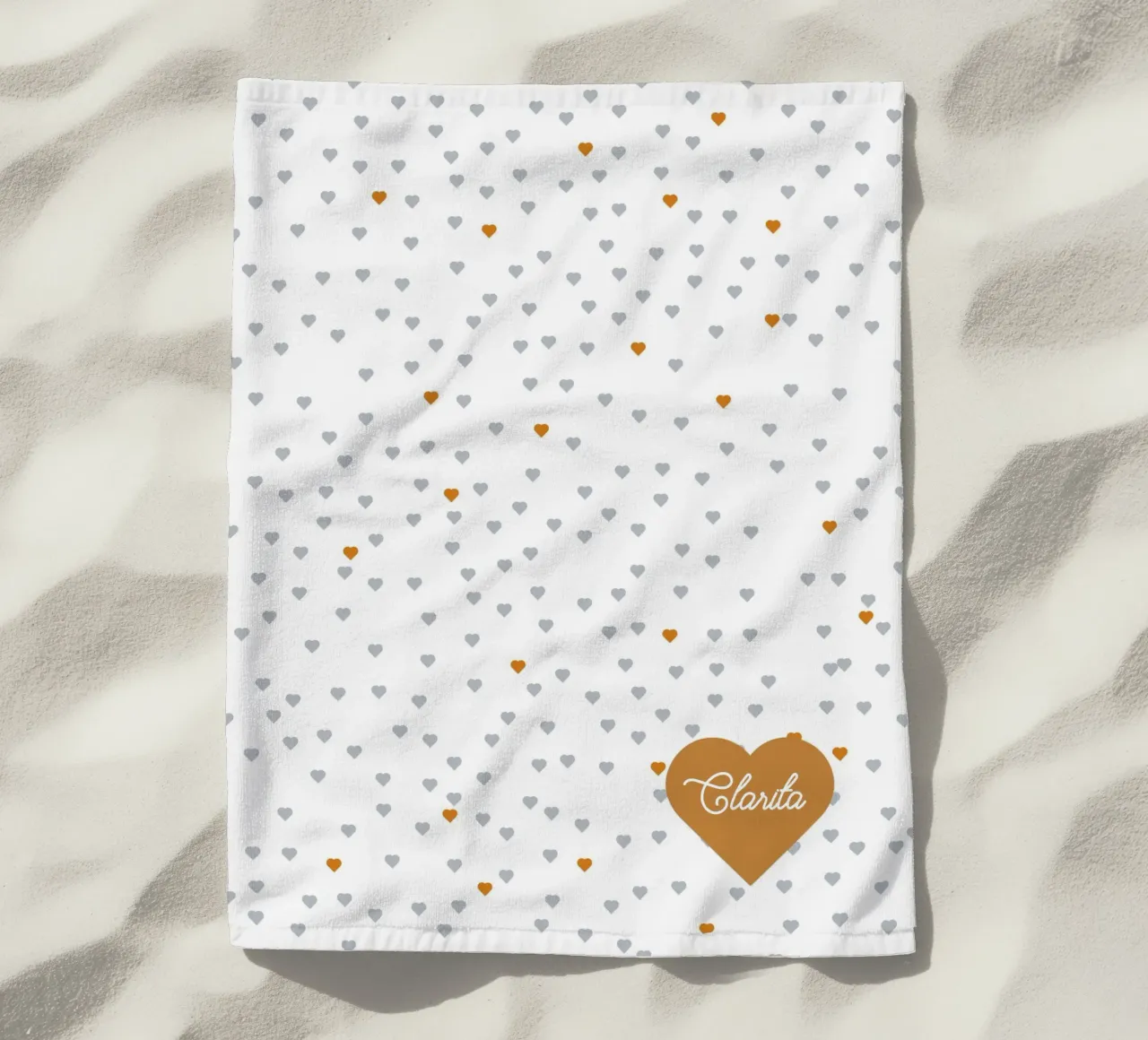 Herzchen allover beach towel by Ohkimiko