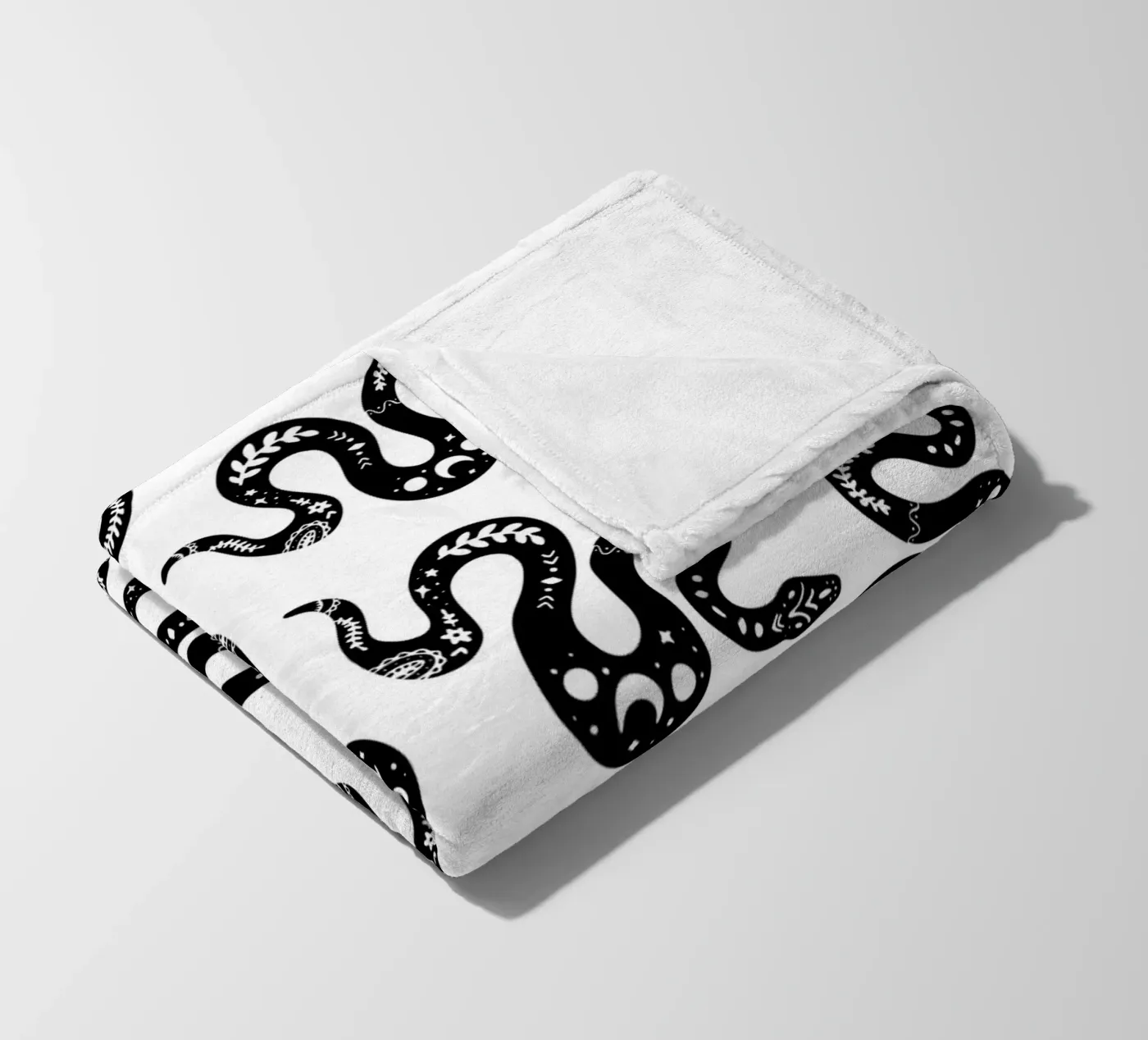 Snakes Fleecedecke von Happypatterns