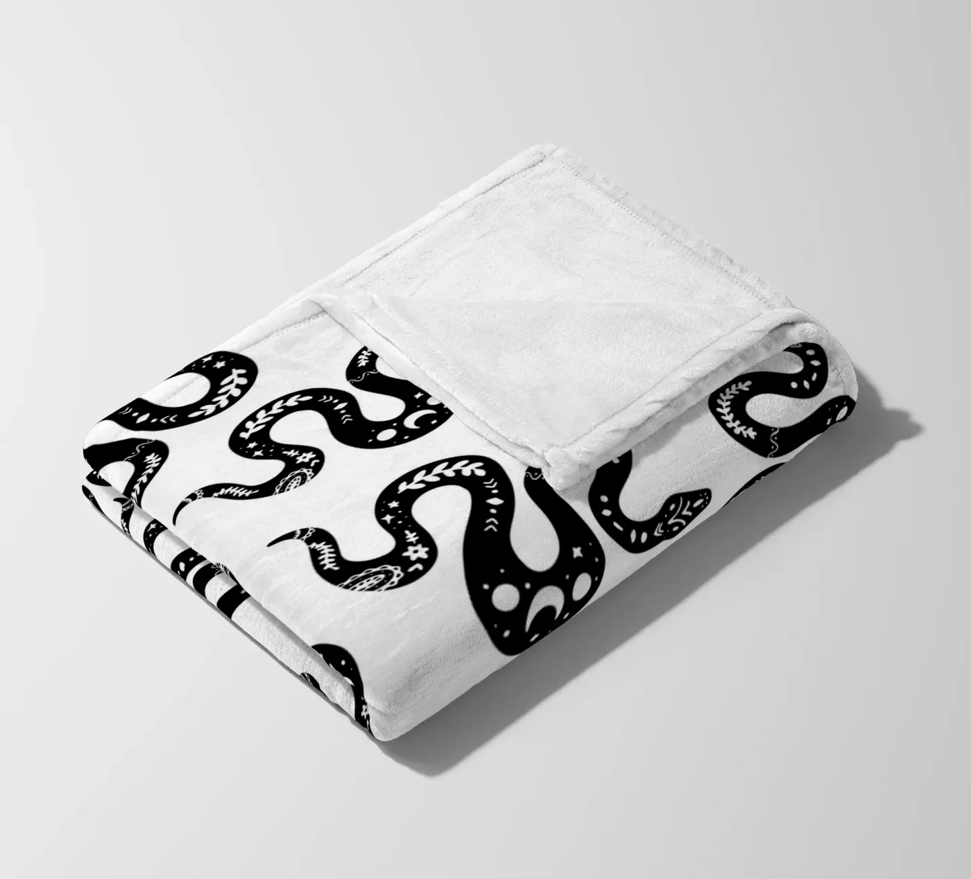 Snakes Fleecedecke von Happypatterns