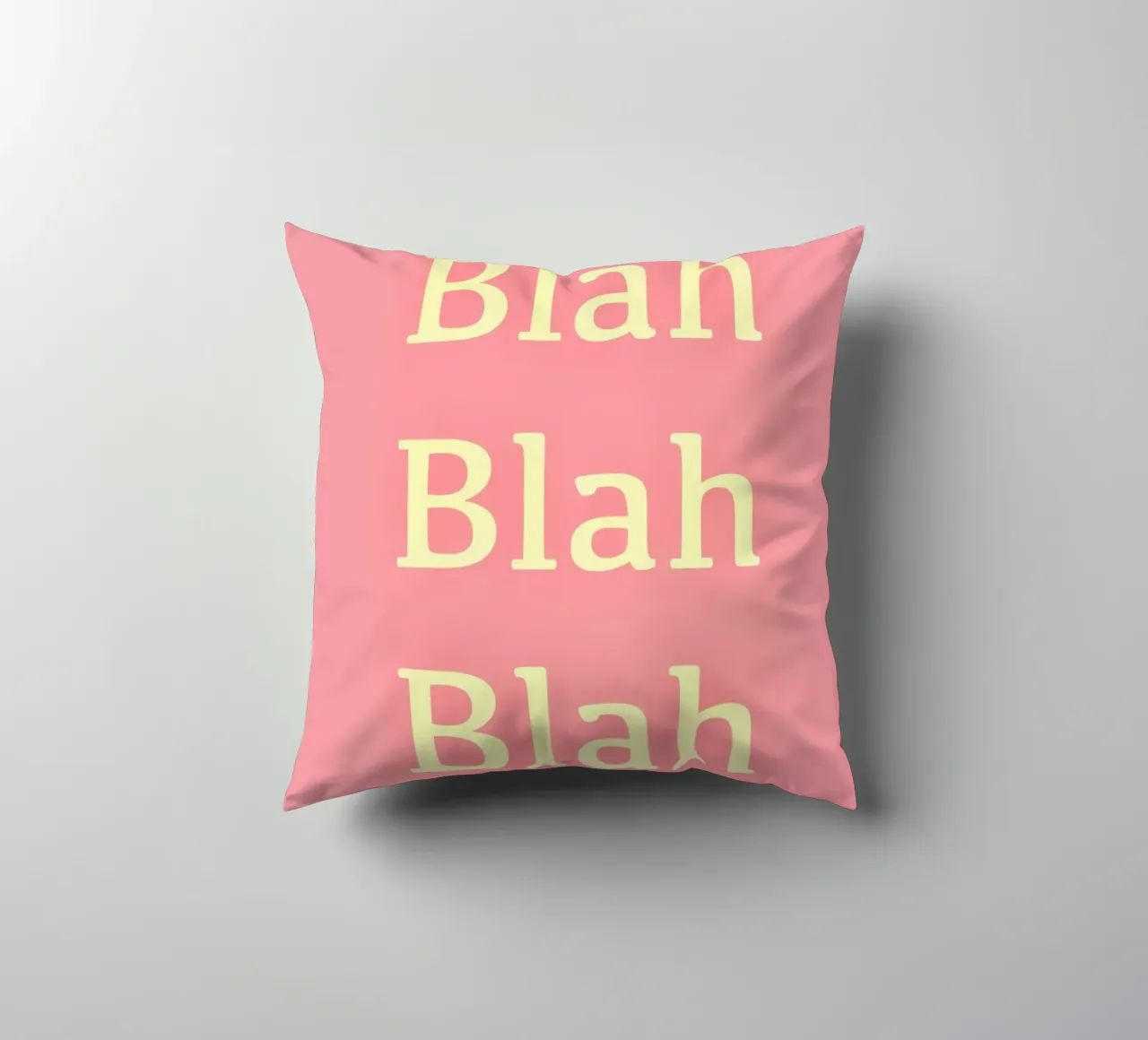 Blah Blah Blah cuscino da Proper job studio