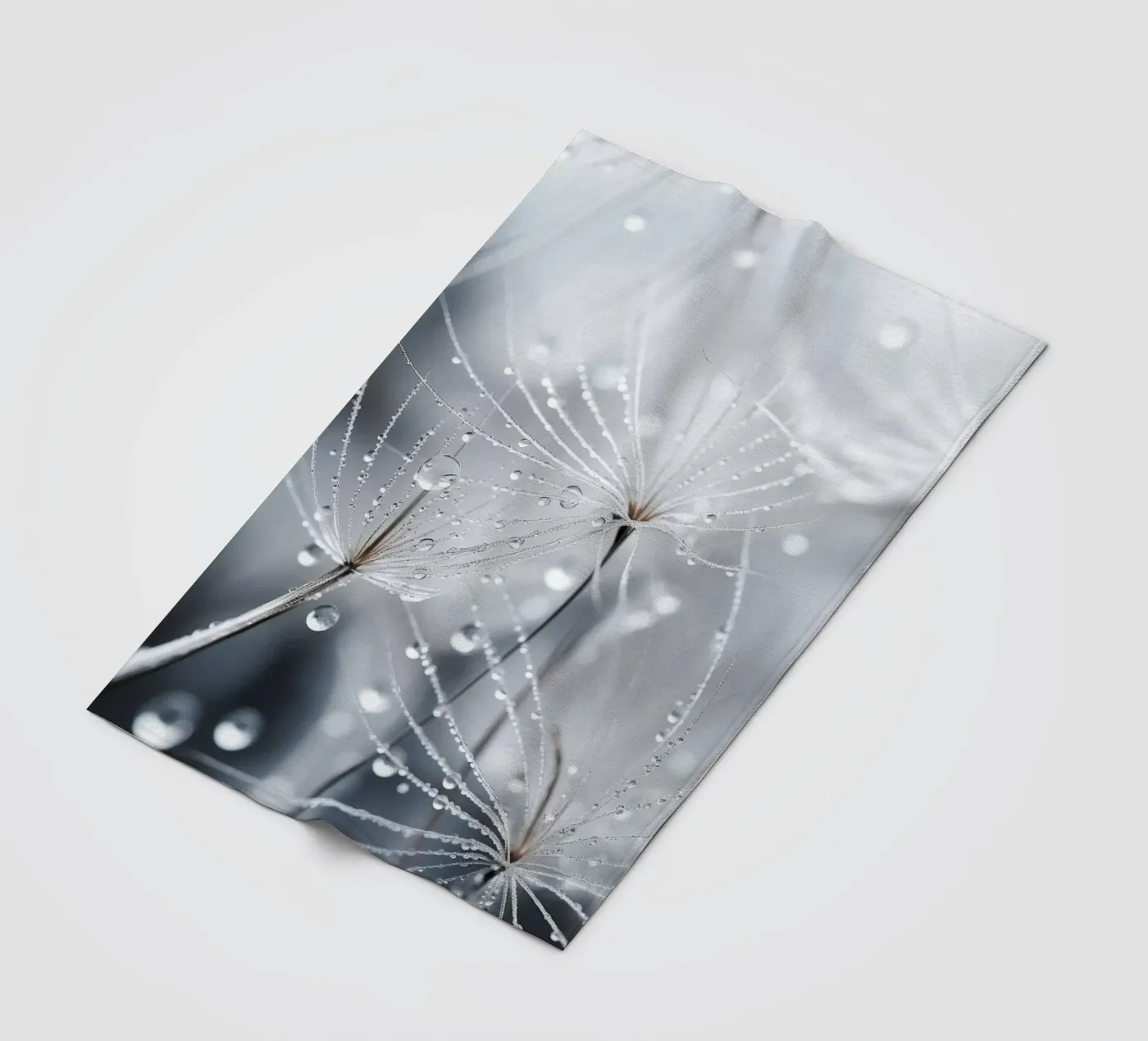 Tiny Wet World Fleecedecke von treechild