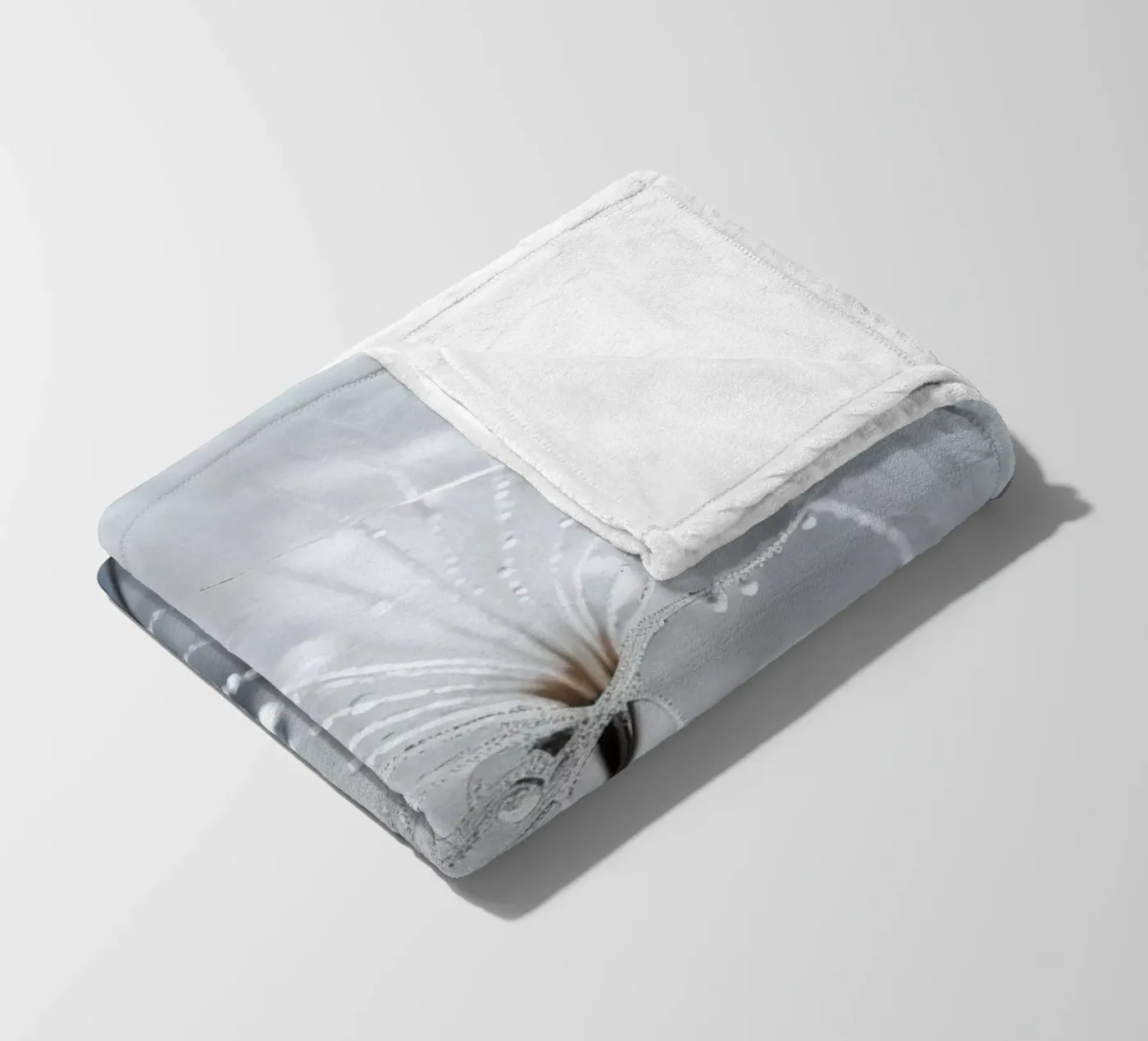 Tiny Wet World Fleecedecke von treechild