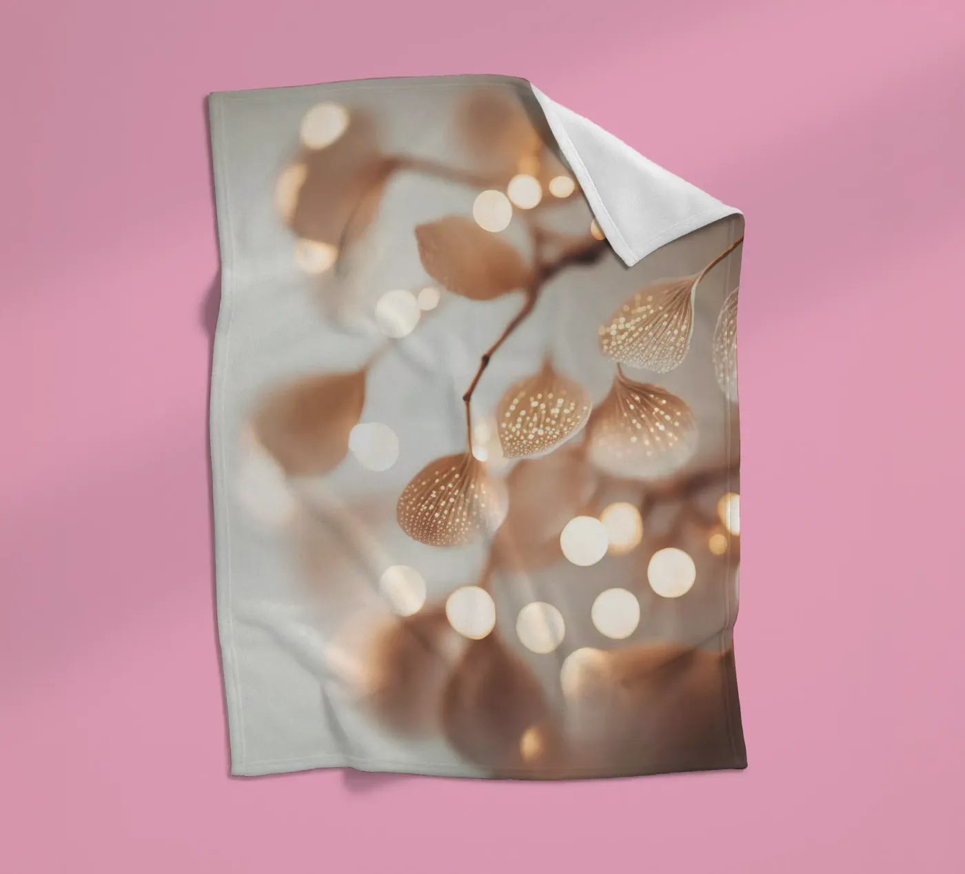 Tiny Leafs No 1 Fleecedecke von treechild