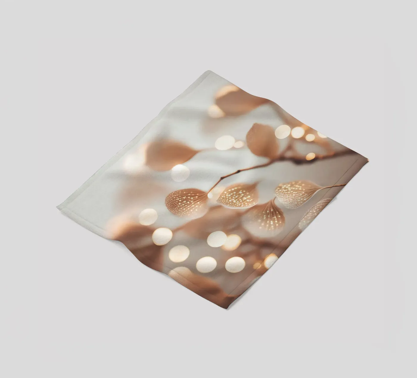 Tiny Leafs No 1 Fleecedecke von treechild