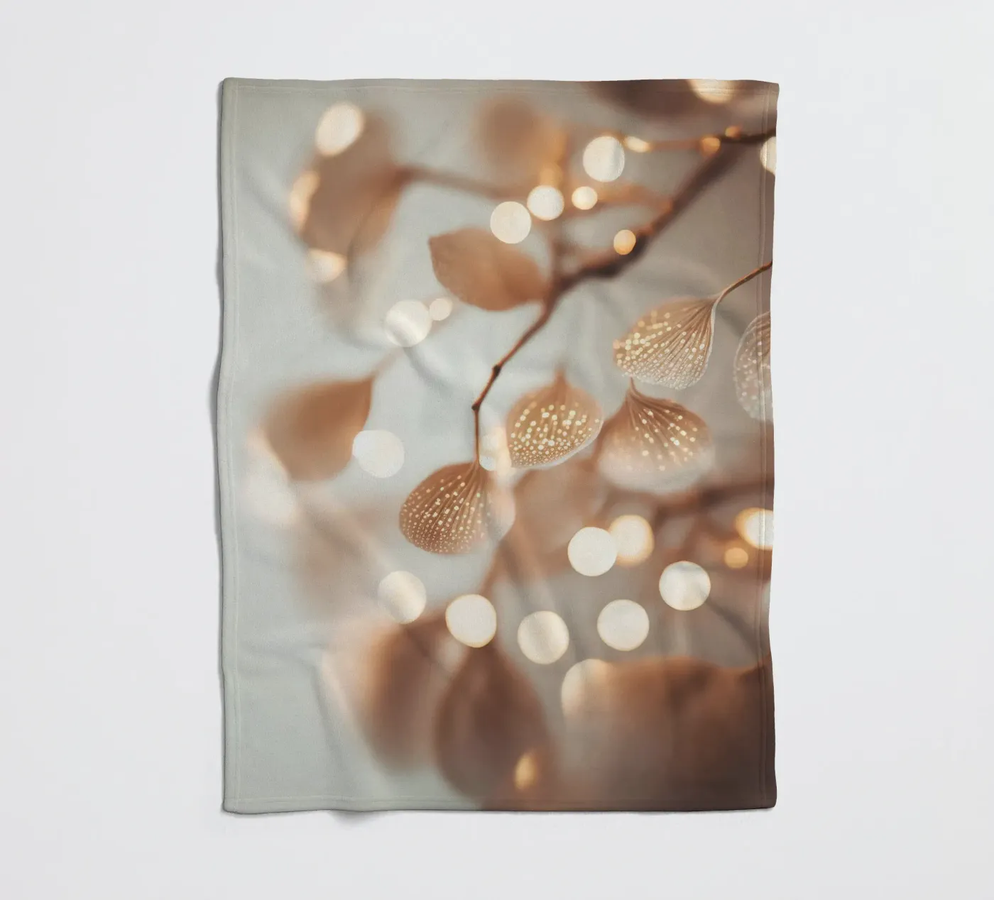 Tiny Leafs No 1 Fleecedecke von treechild
