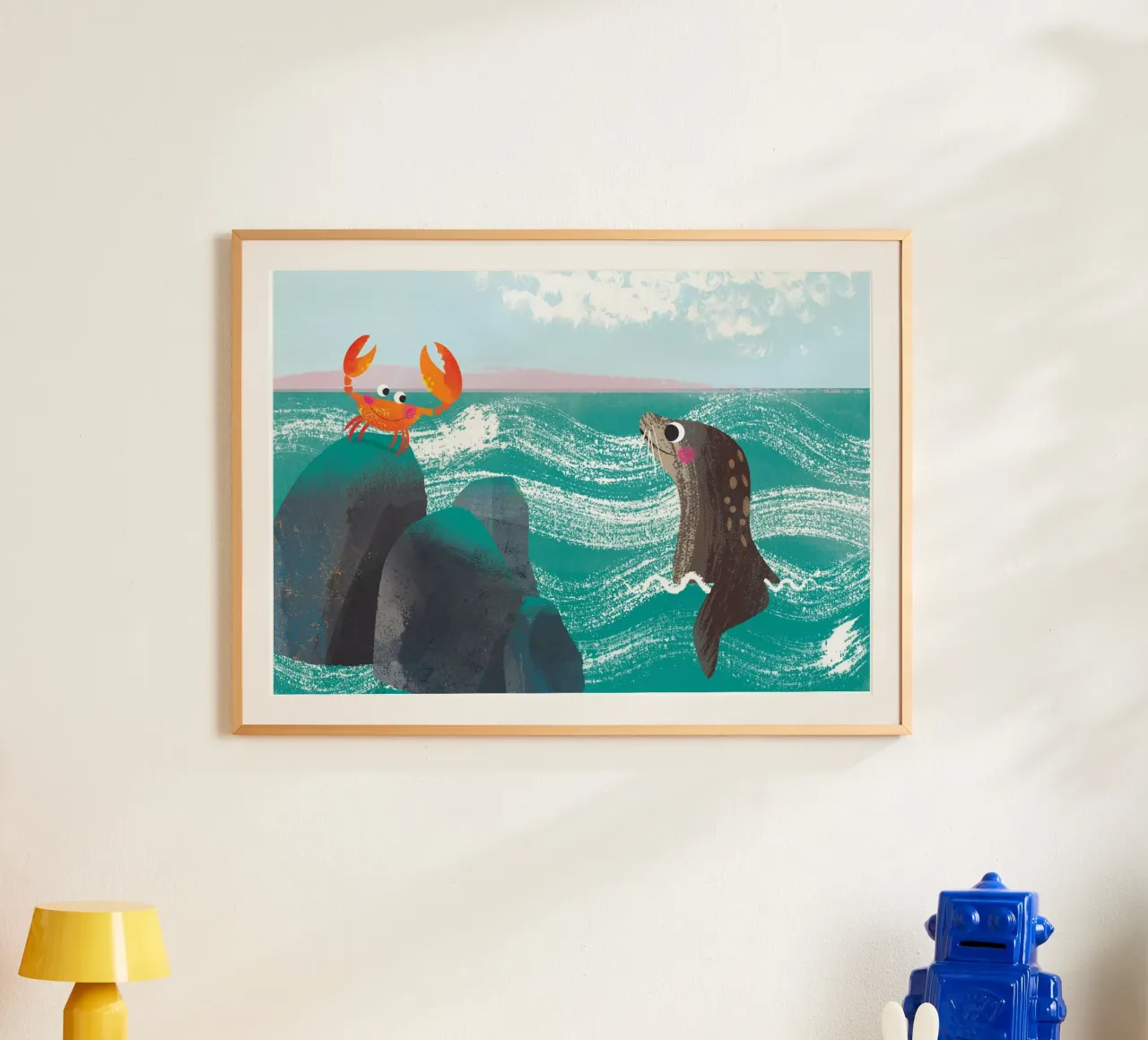 Sigillo e granchio poster con telaio in alluminio da Looks n Brains