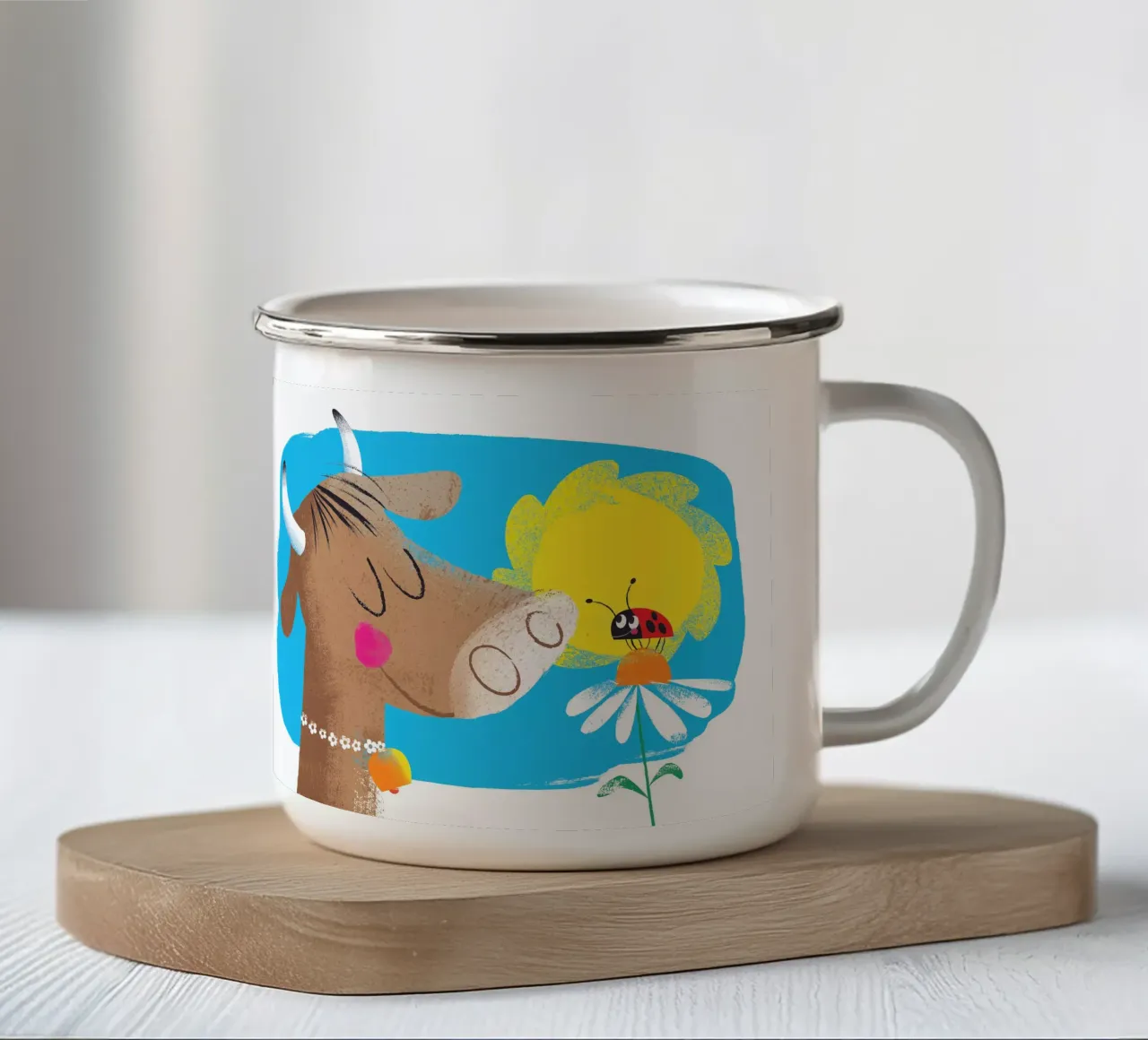 Mucca e coccinella tazza in smalto da Looks n Brains