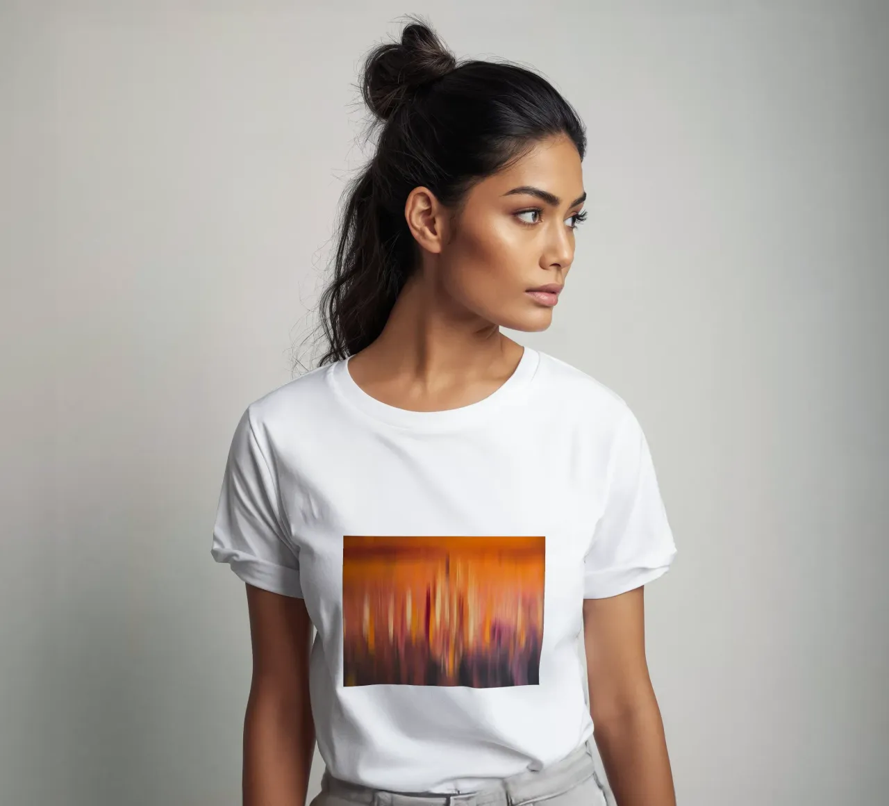 Astratto audace colorato t-shirt da Teresa André