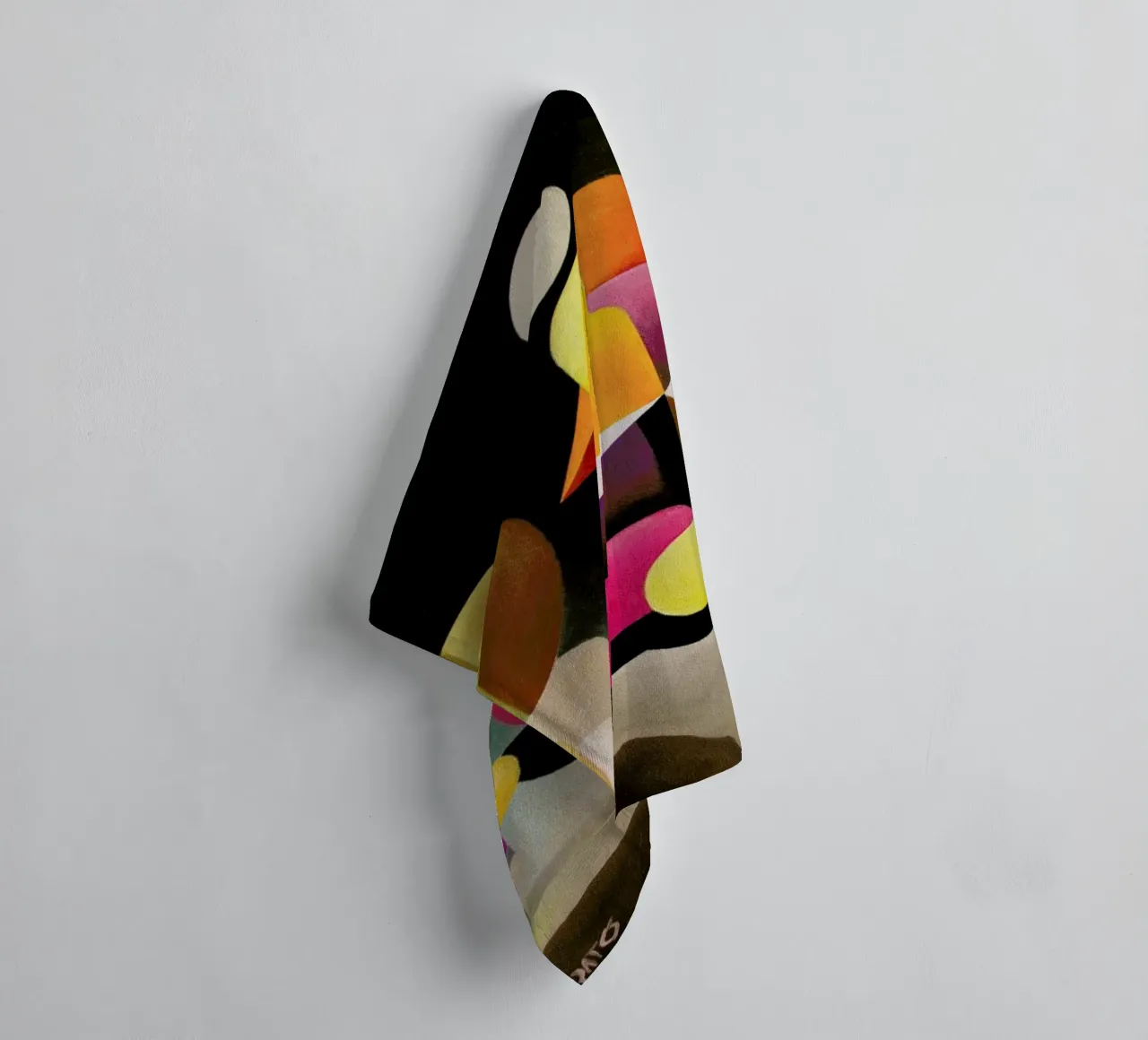 Grandes Attentes towel by Antony Squizzato