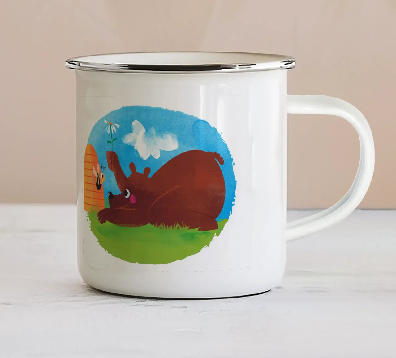 Orso e ape tazza in smalto da Looks n Brains