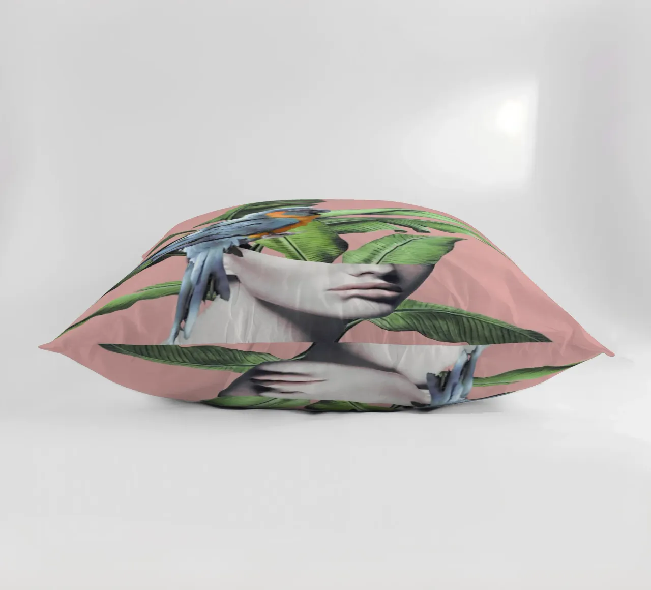 Ragazza tropicale 2 cuscino da dada22