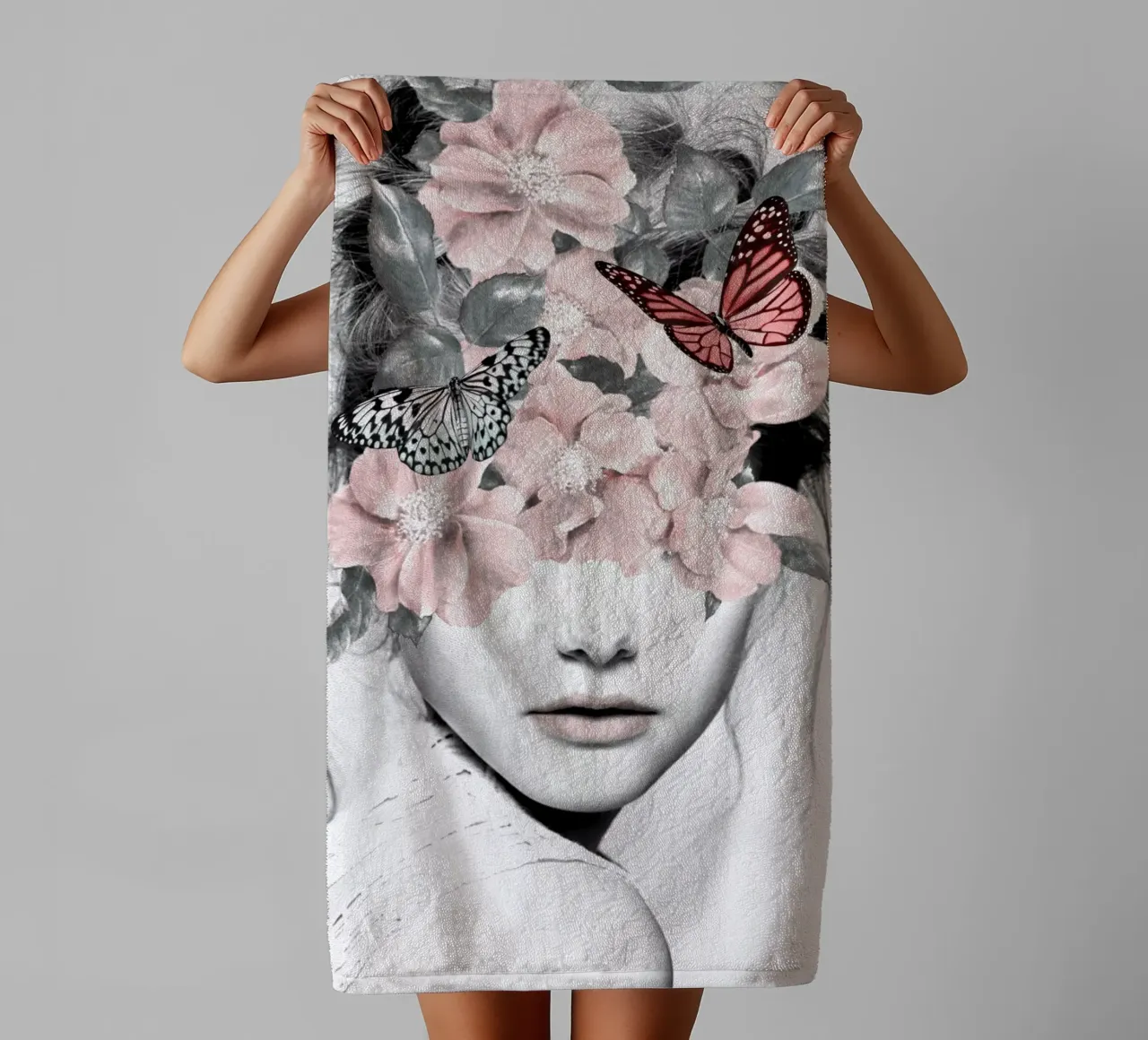 DONNA CON FIORI 10 asciugamano da bagno da dada22