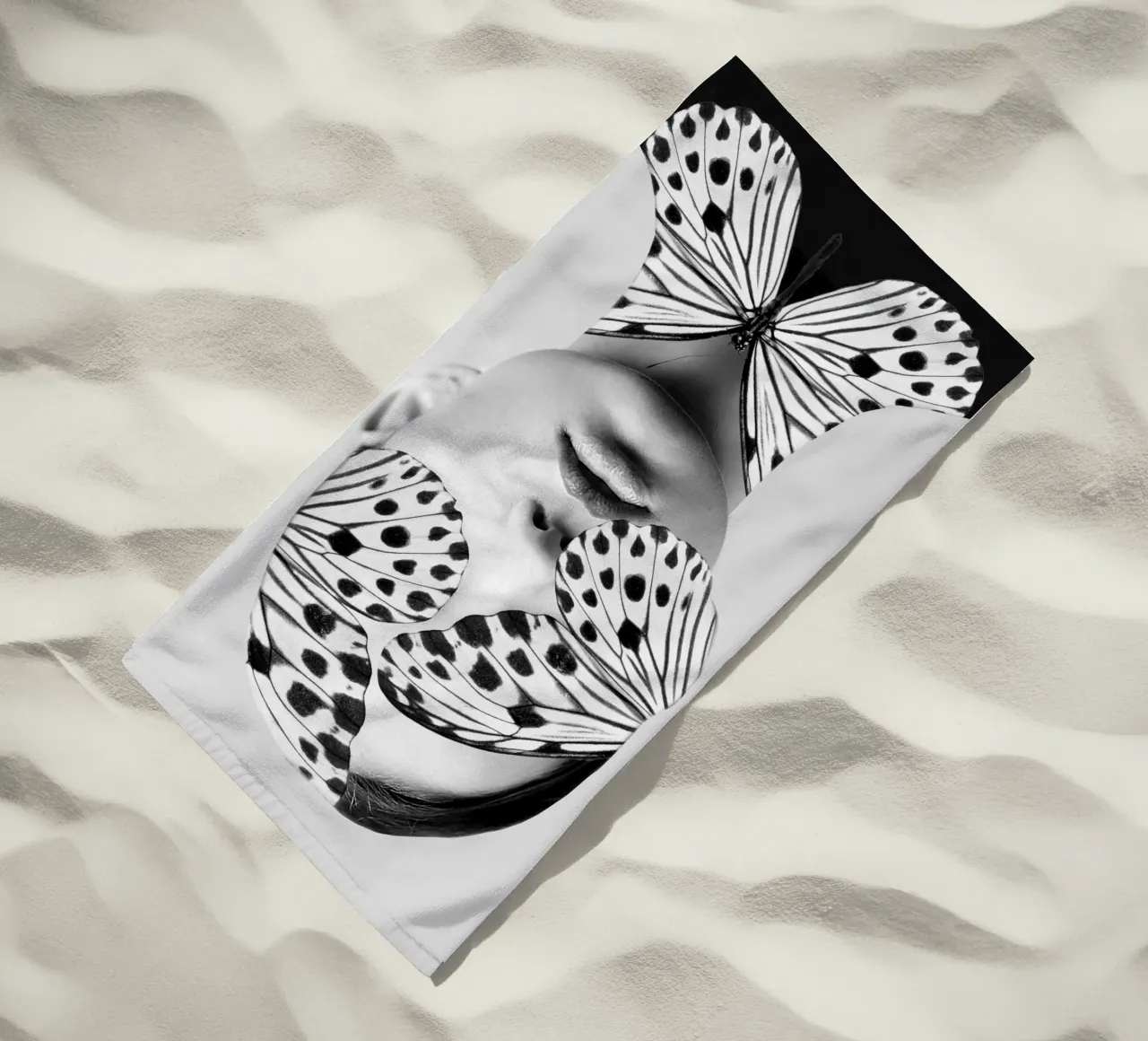 Donna Farfalla telo mare da dada22