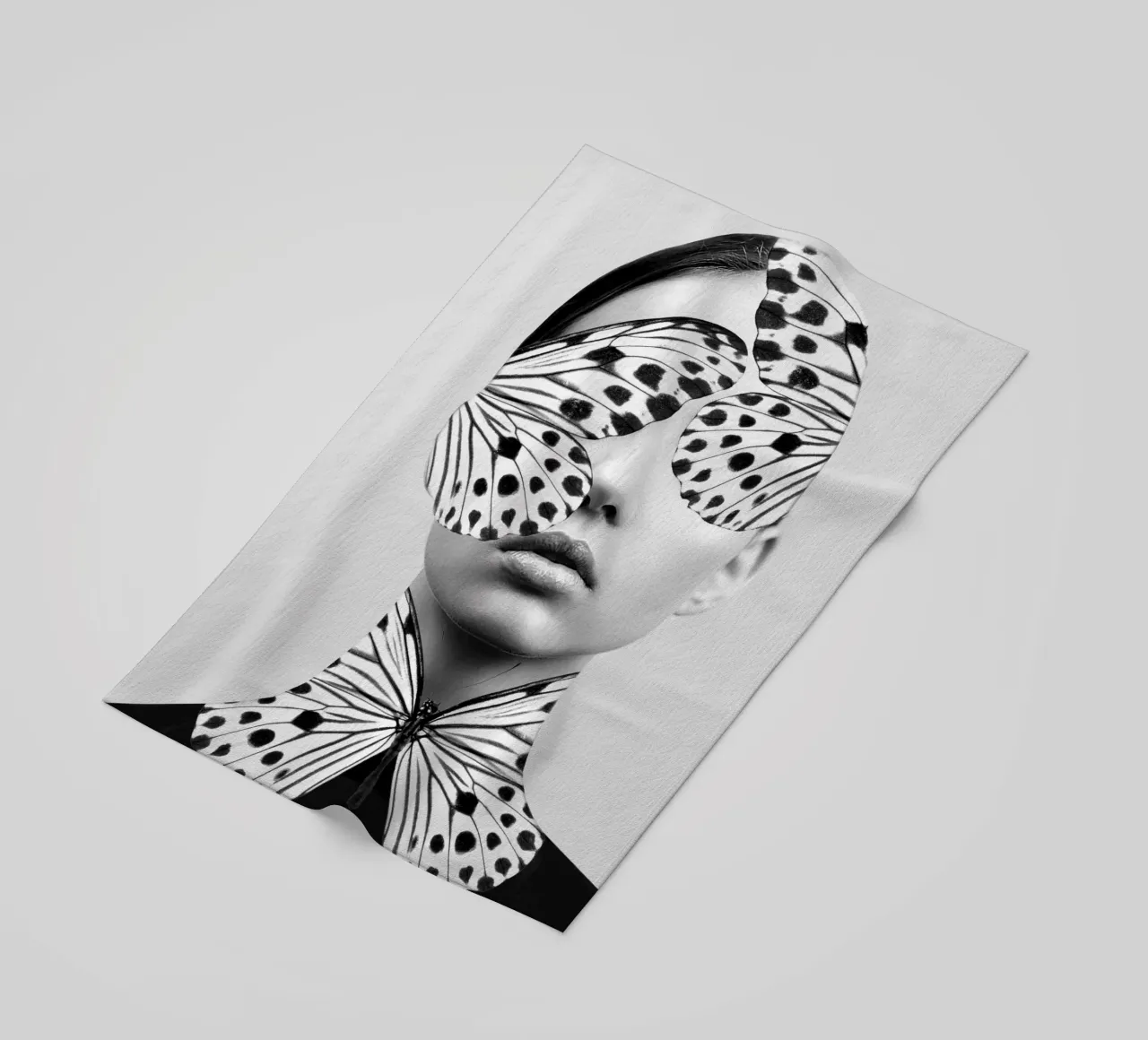 Donna Farfalla telo mare da dada22