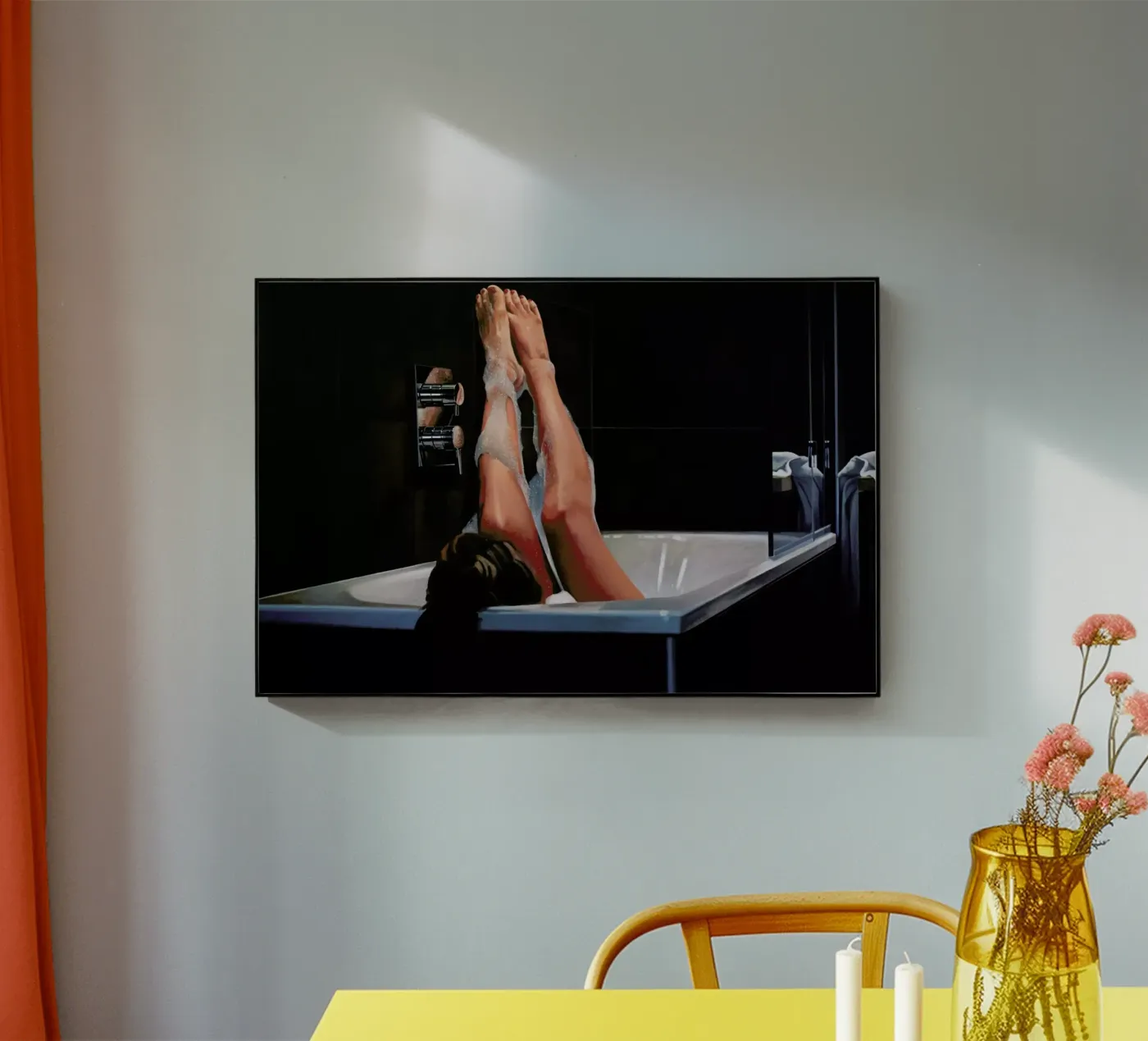Dans Le Bain plexiglas de Jérôme Romain