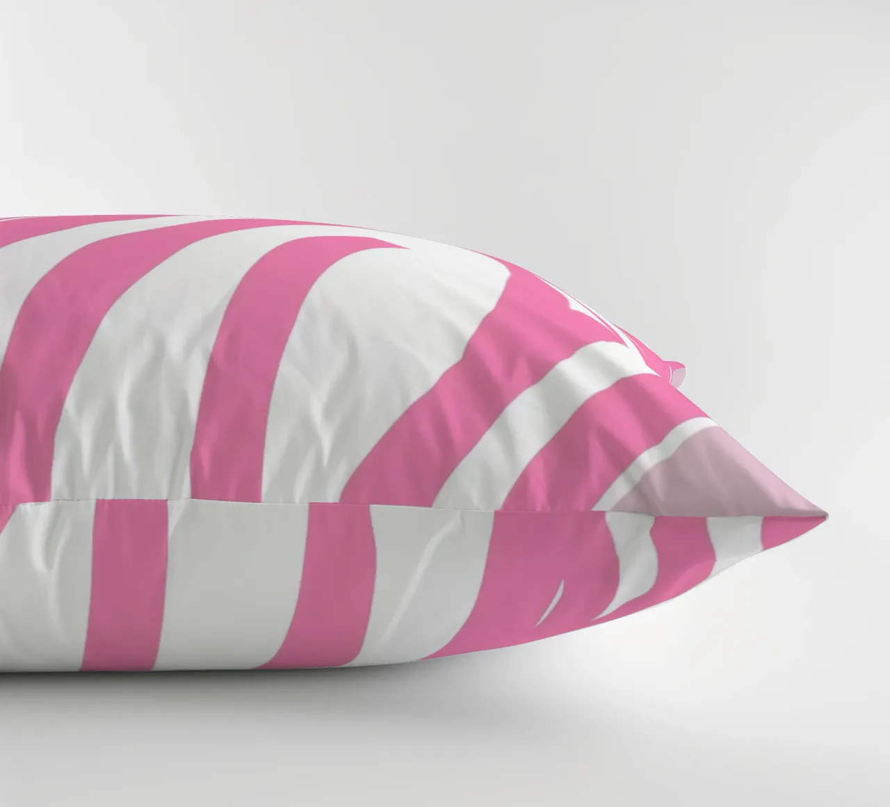 The Silence (pink) cuscino da treechild