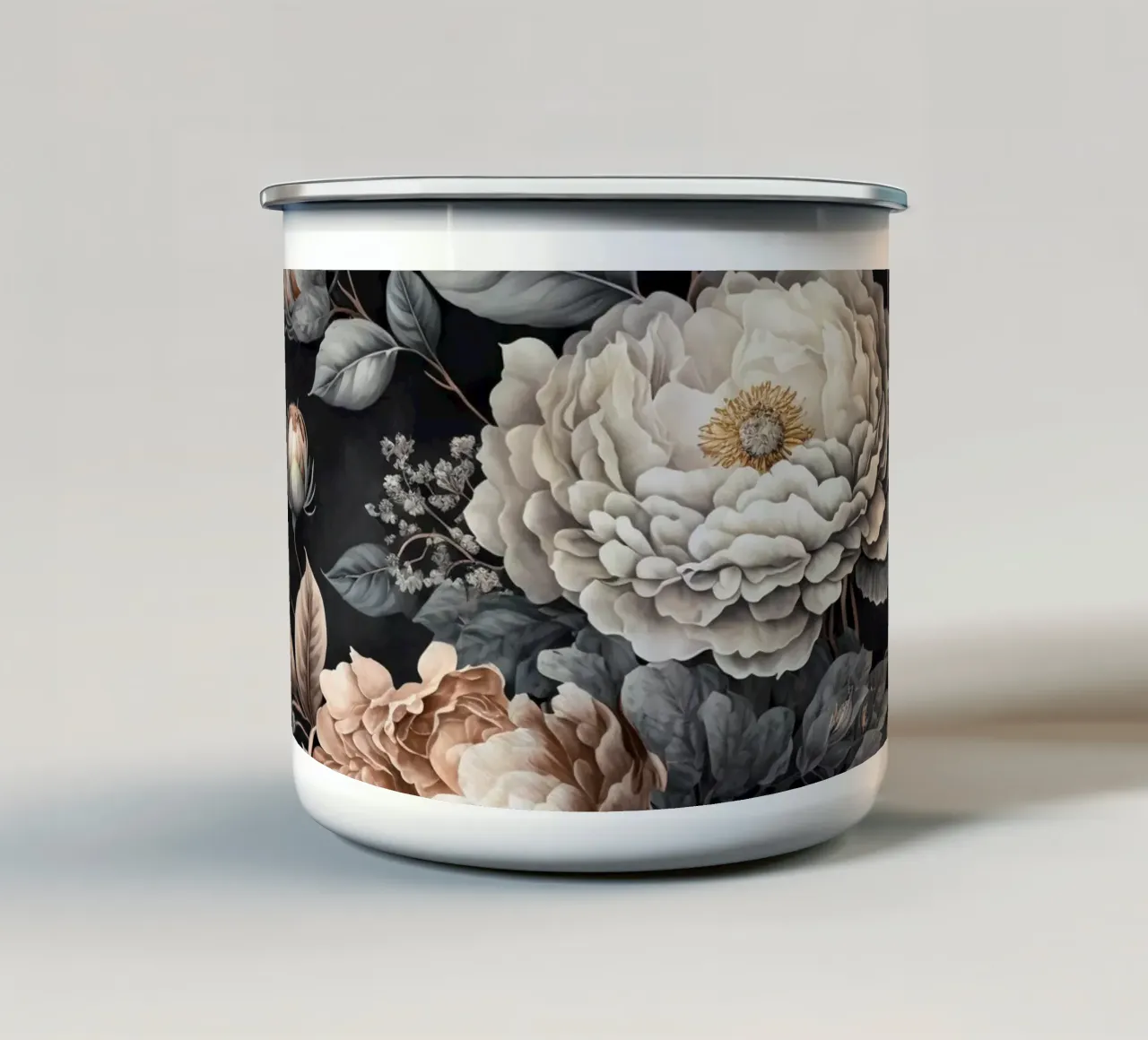 Vibrazioni vittoriane Fiori opulenti tazza in smalto da Andrea Haase Floral Passion