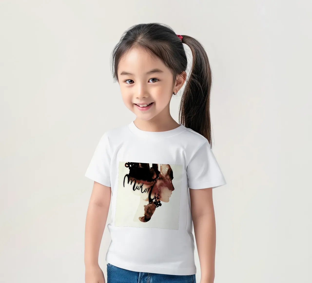 Mûron t-shirt bambini da Ekaterina Koroleva