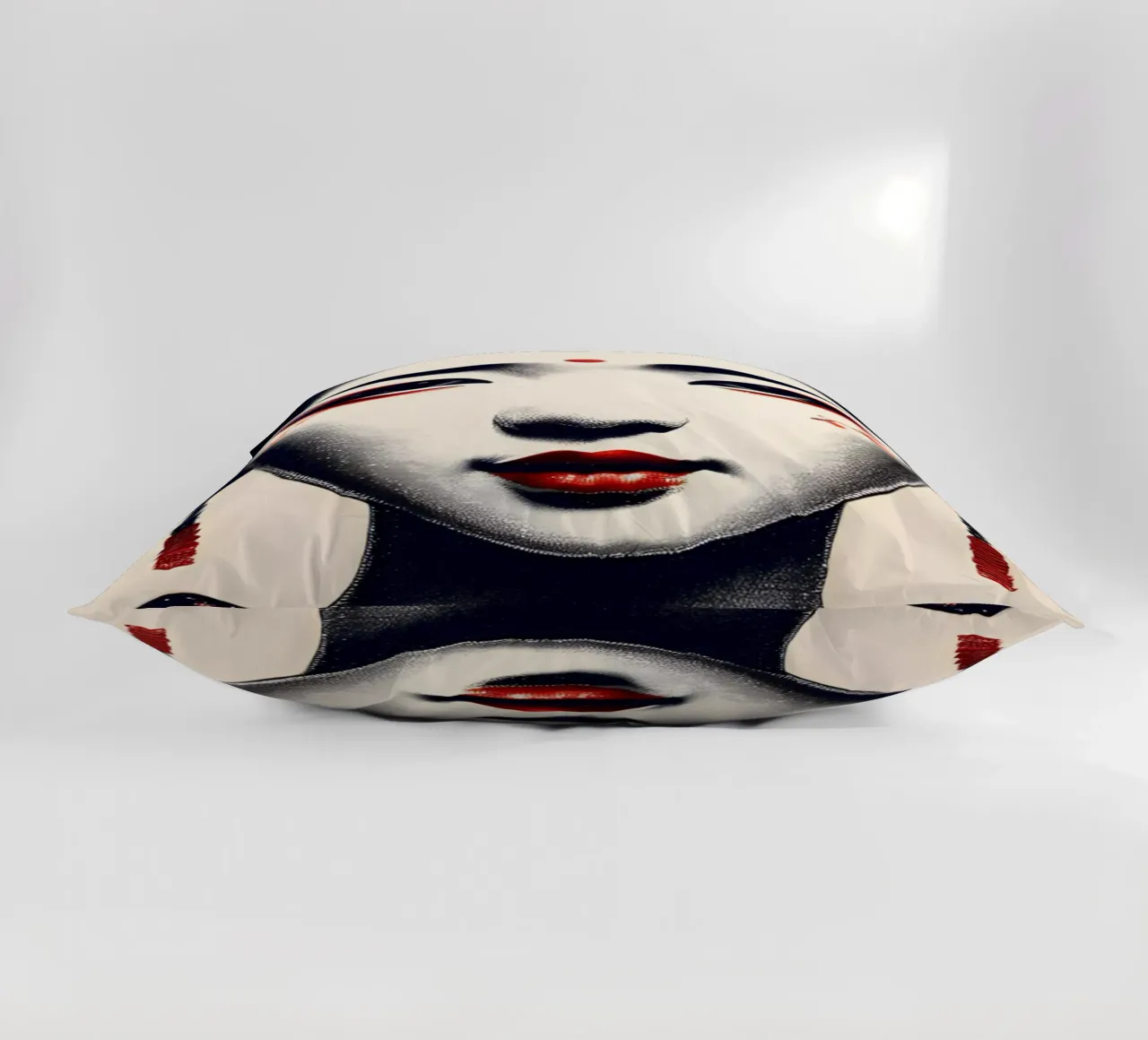 Geisha 3 cuscino da Rezh creations