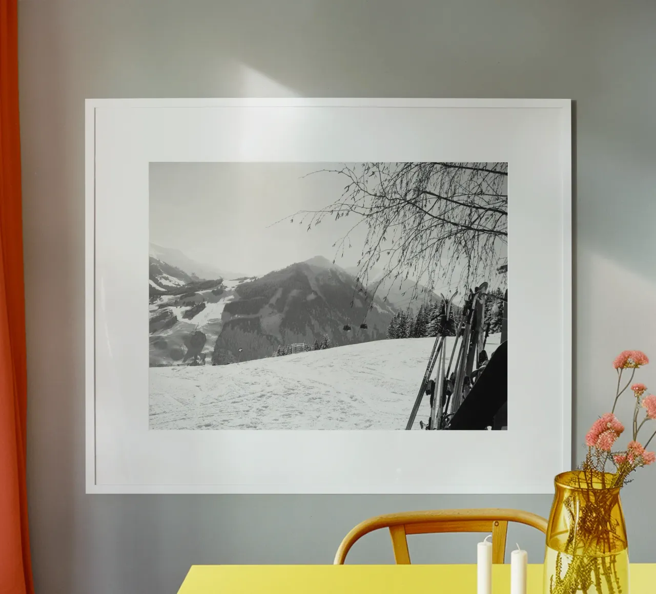 Paesaggio innevato, gondola e sci in montagna, SW poster da Alisa Knöß