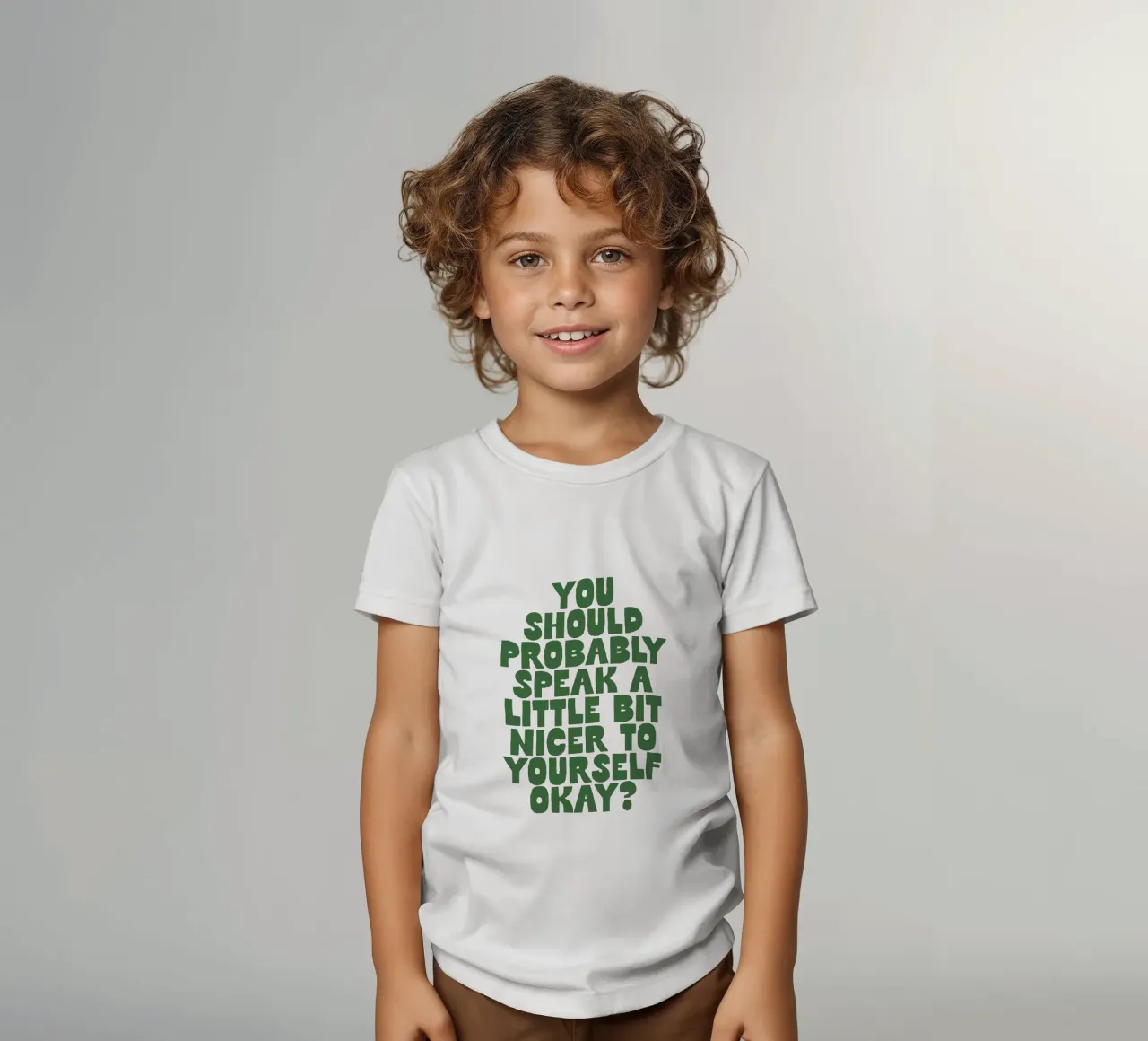 Probabilmente dovreste parlare in modo un po' più gentile con voi stessi t-shirt bambini da THE MOTIVATED TYPE
