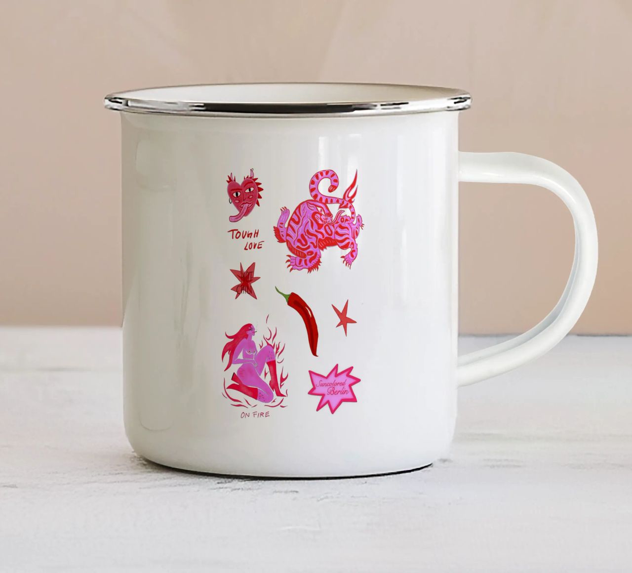 Fierce and Playful: Hot Chili Vibes Emaille Tasse von suncoloredberlin